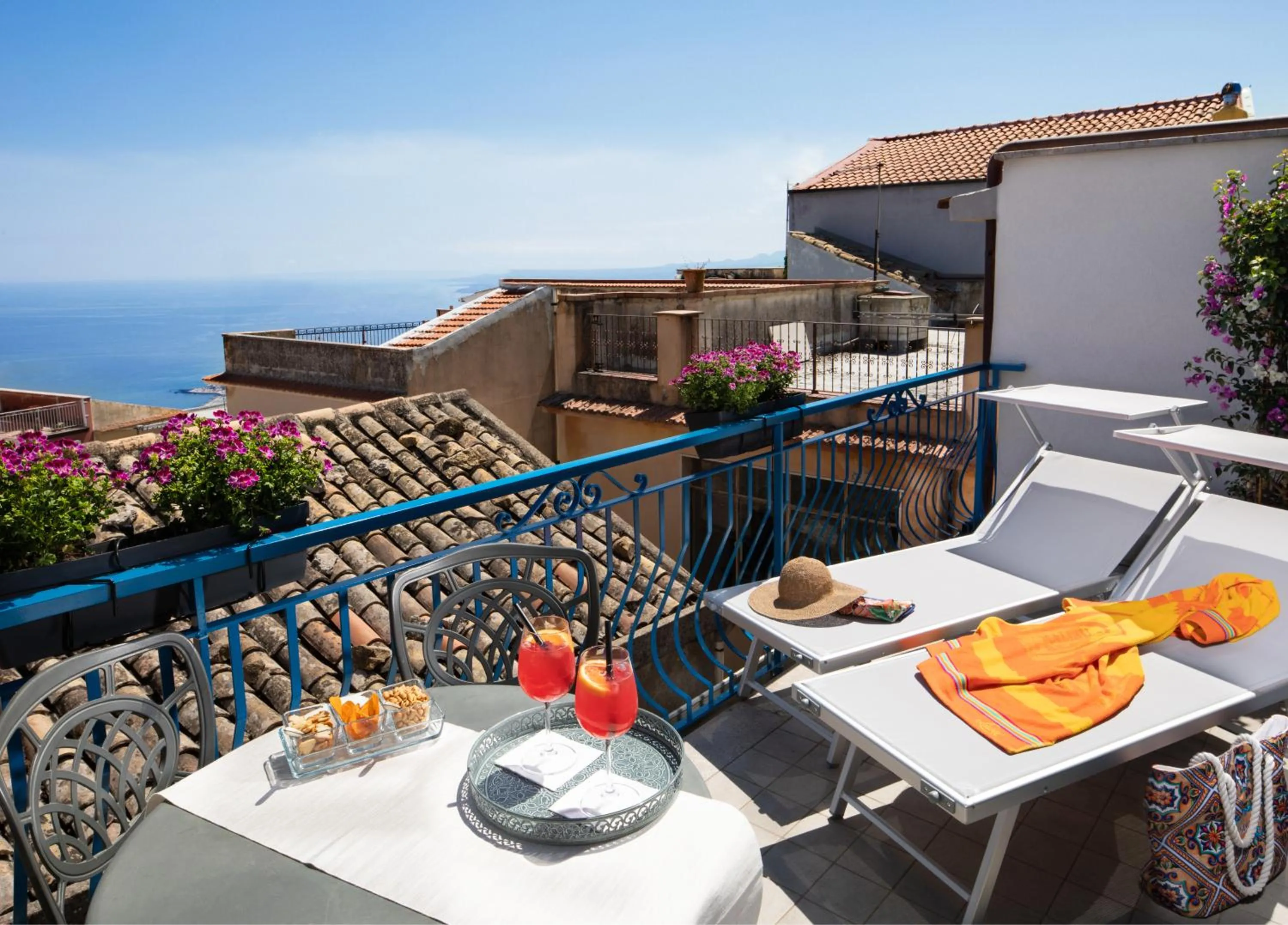 Sea view in Casa Blandano B&B