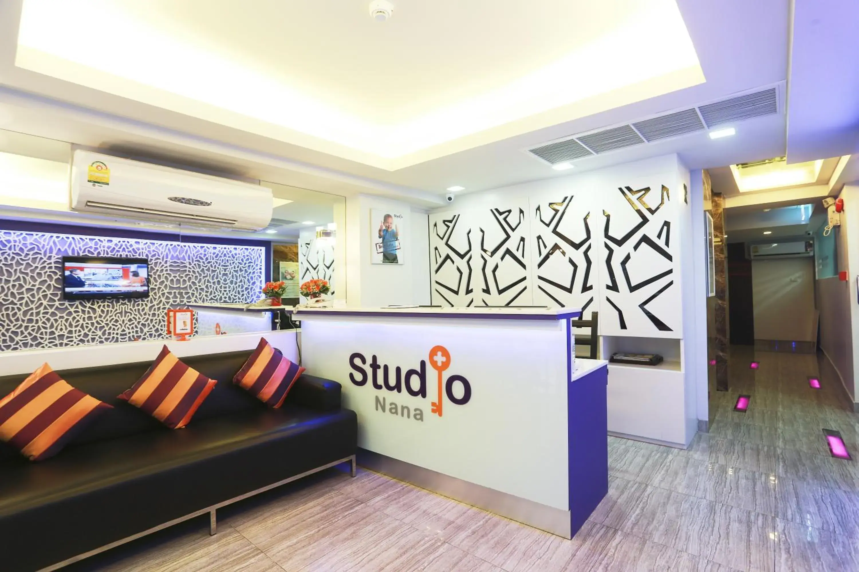 Lobby or reception in Studio Nana by iCheck inn Lobby or reception in Studio Nana by iCheck inn
