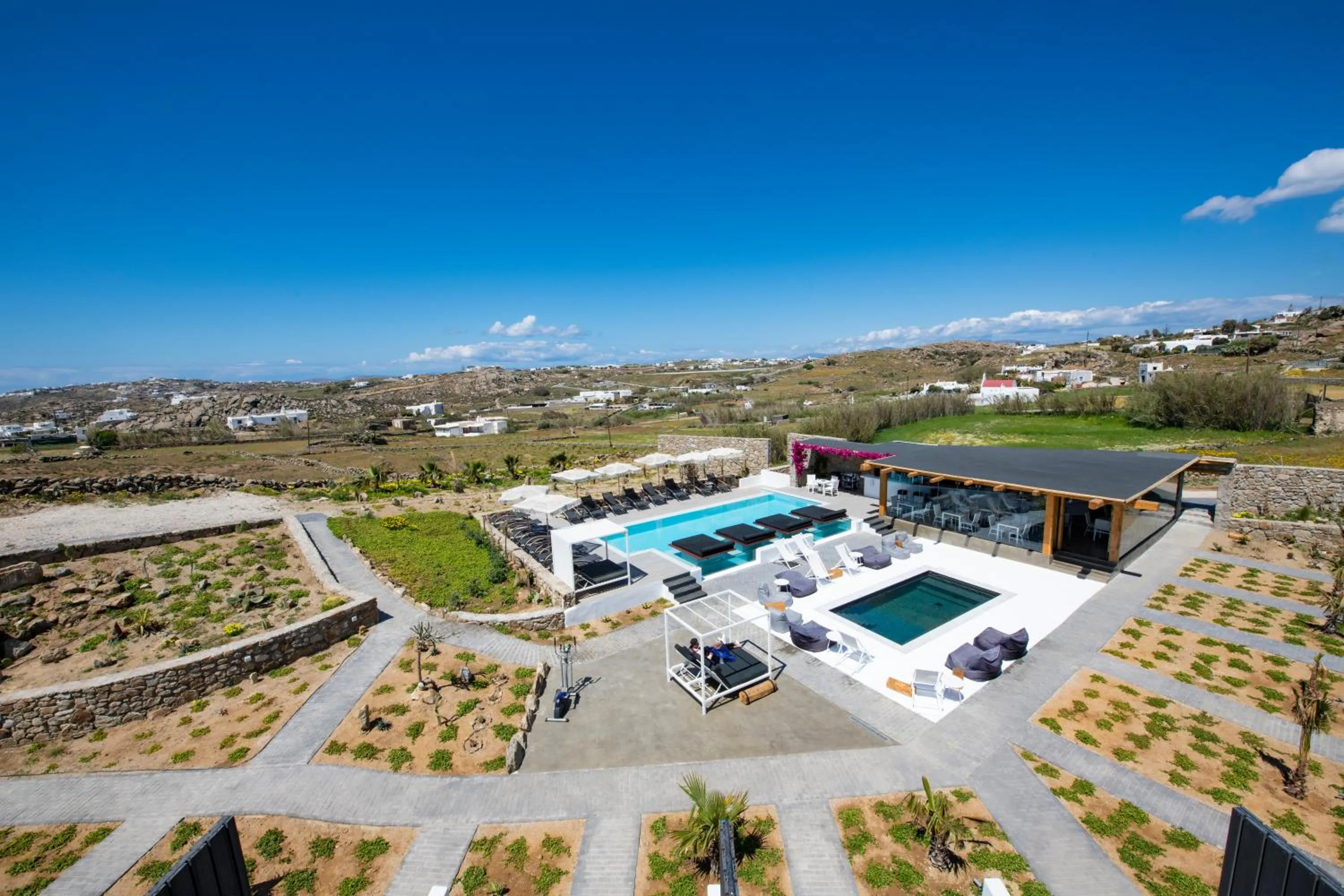 On site in Bianco a Nero Mykonos