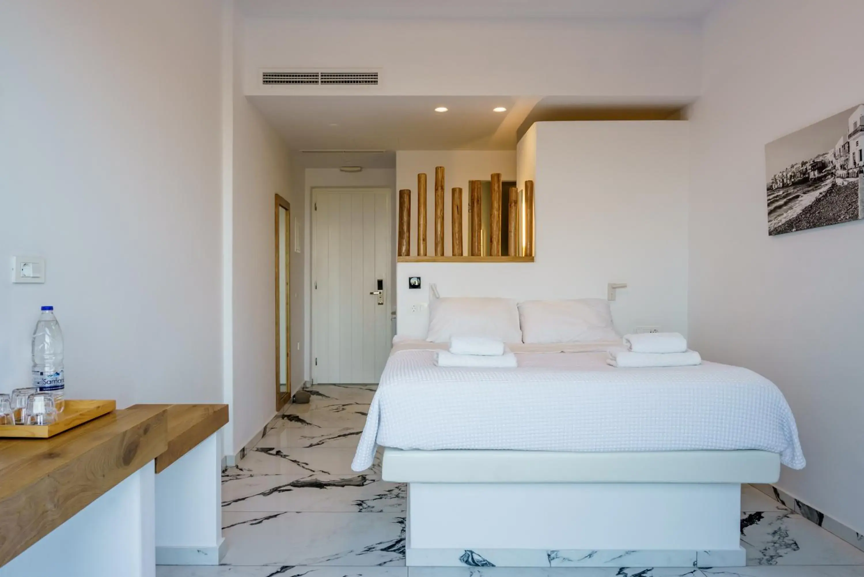 Bedroom, Bed in Bianco a Nero Mykonos Bedroom, Bed in Bianco a Nero Mykonos