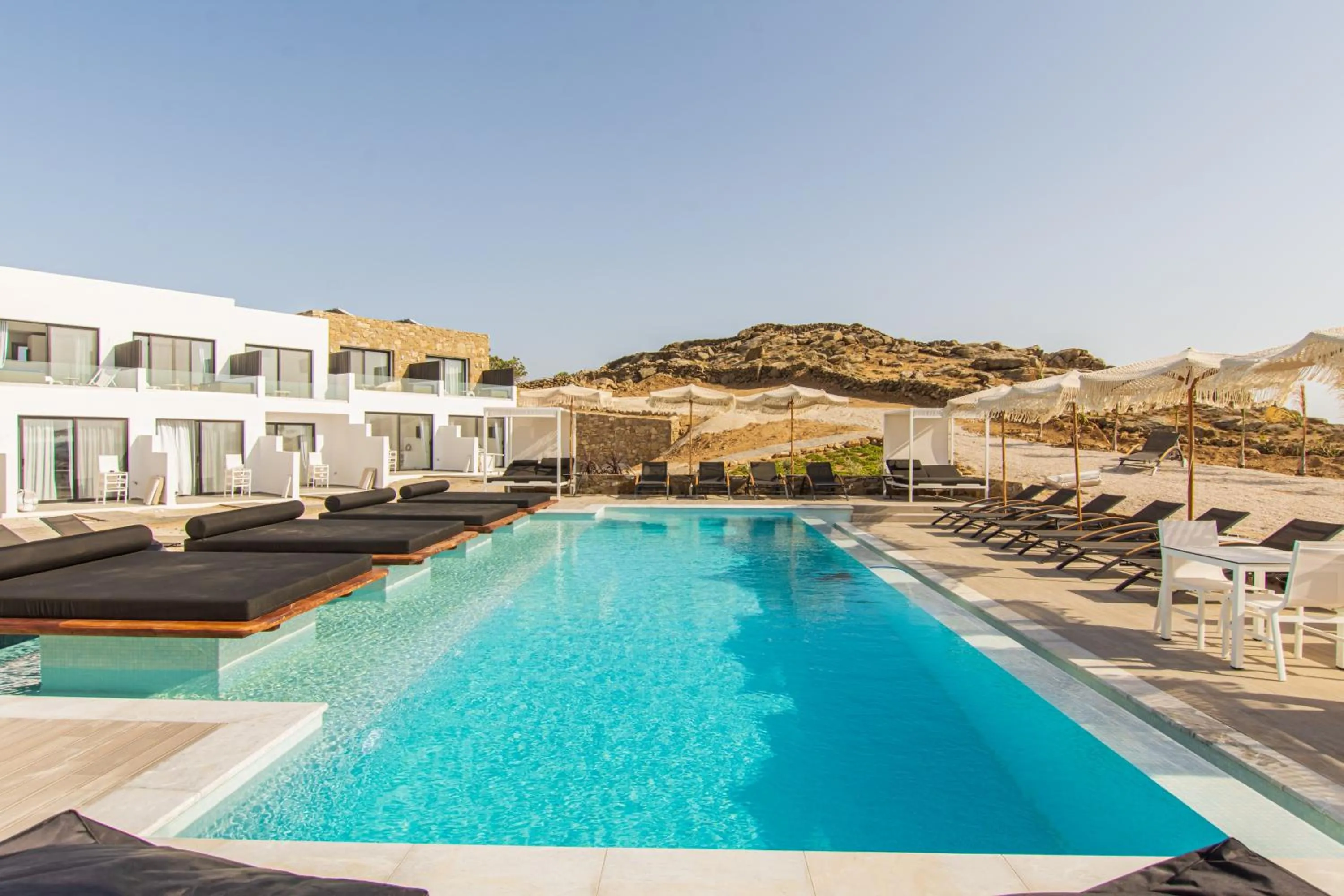 Property building in Bianco a Nero Mykonos
