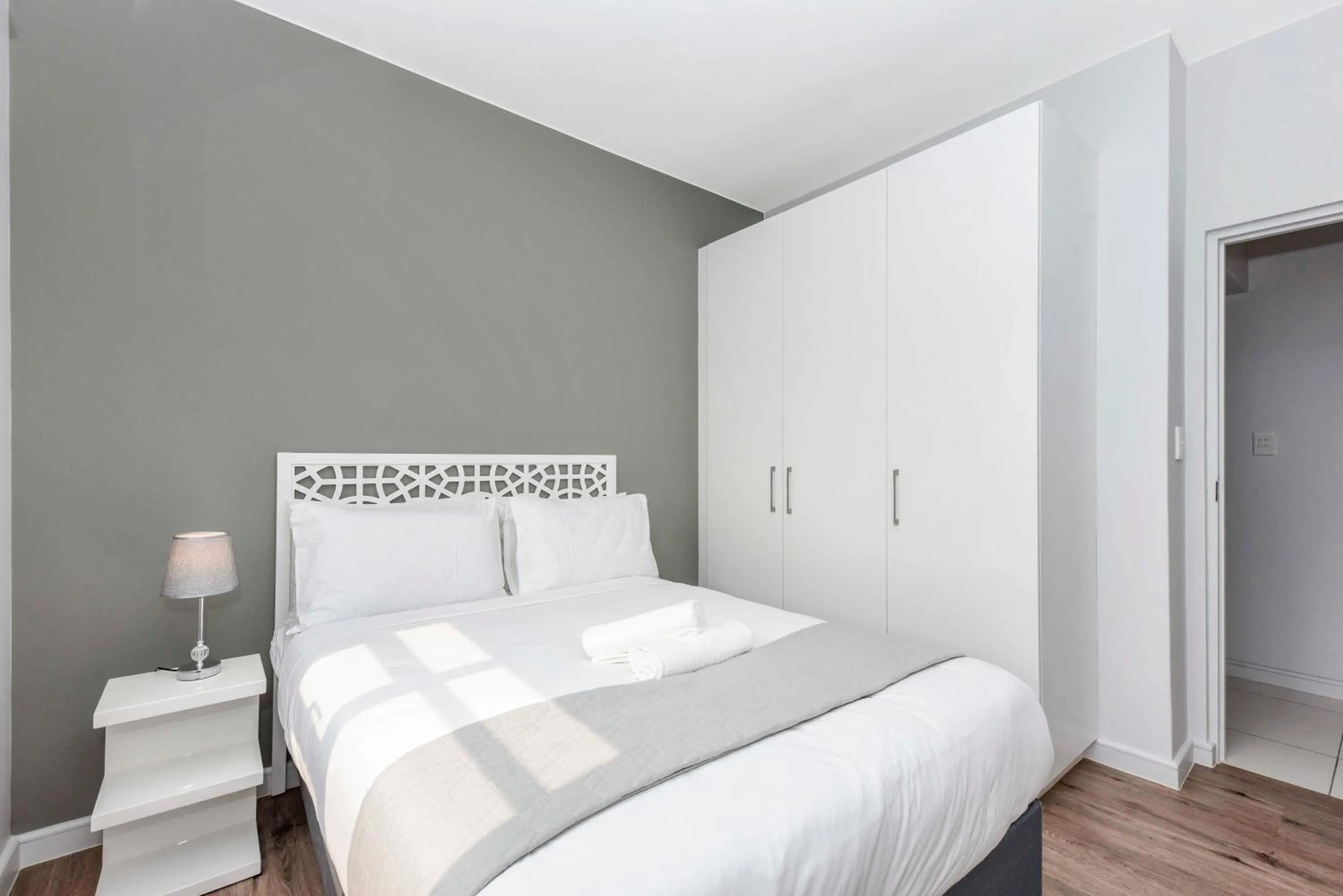 Deluxe Apartment in Easy Stay - The Median Rosebank
