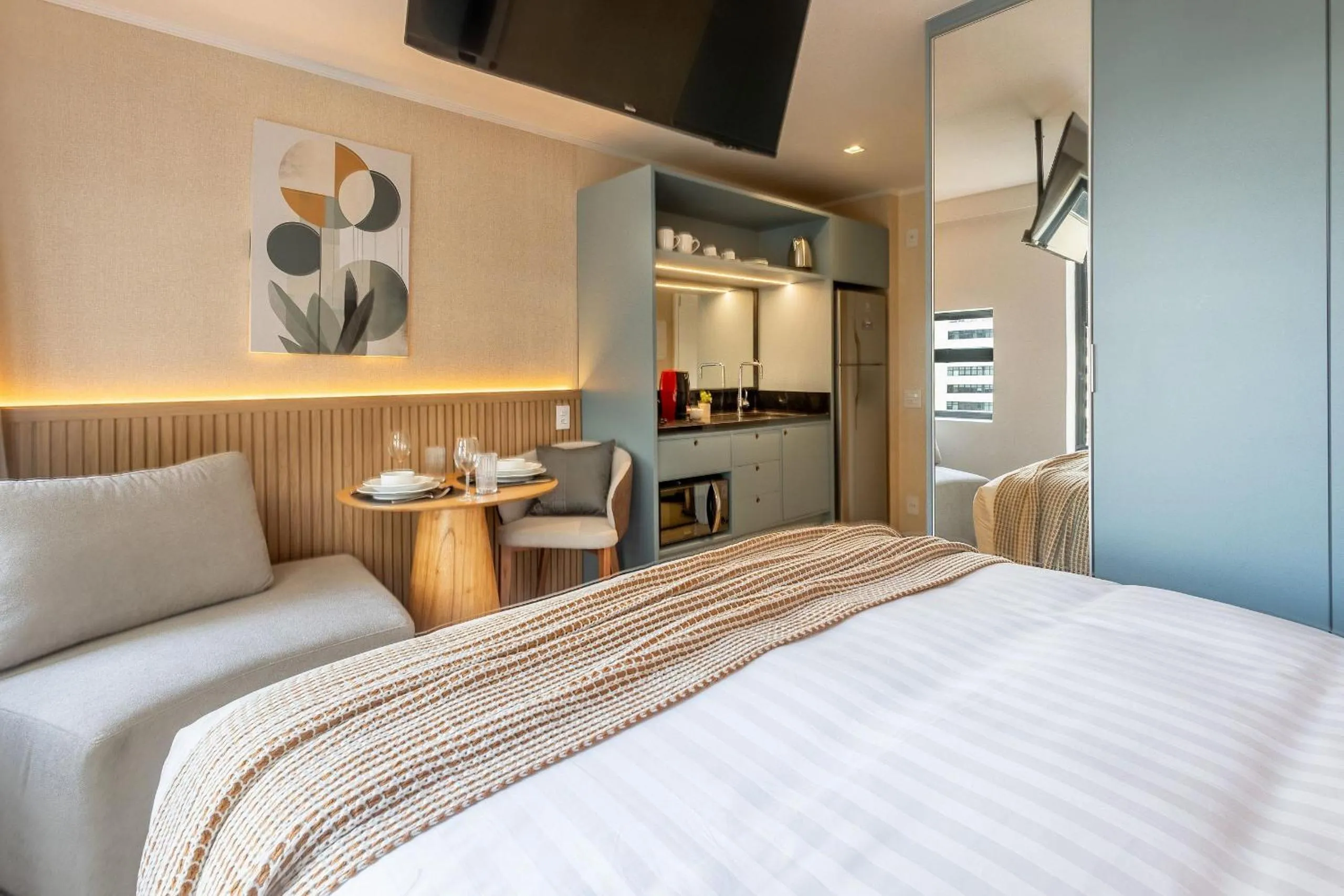 Bed in Housi Paulista