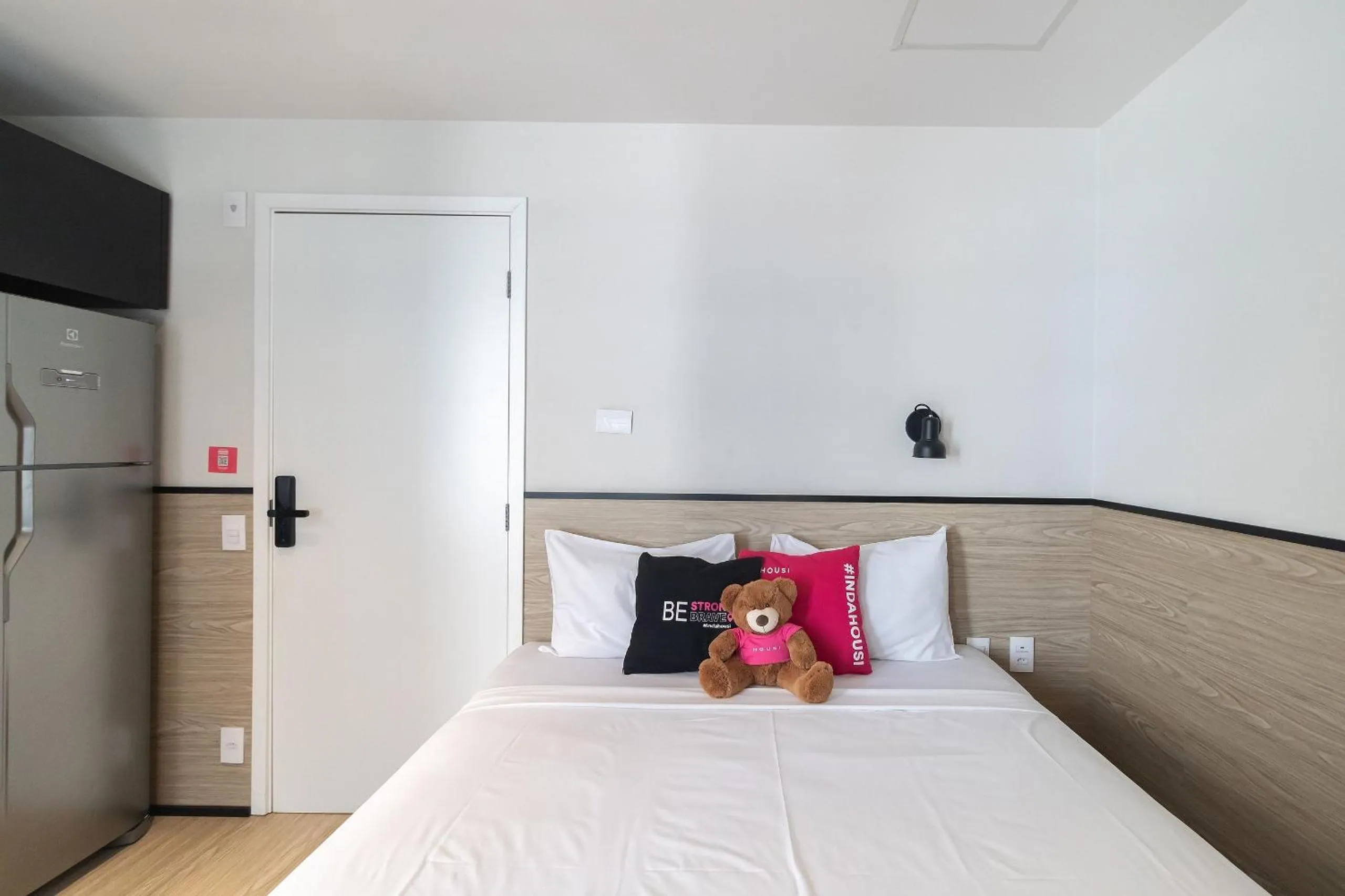 Bed in Housi Paulista