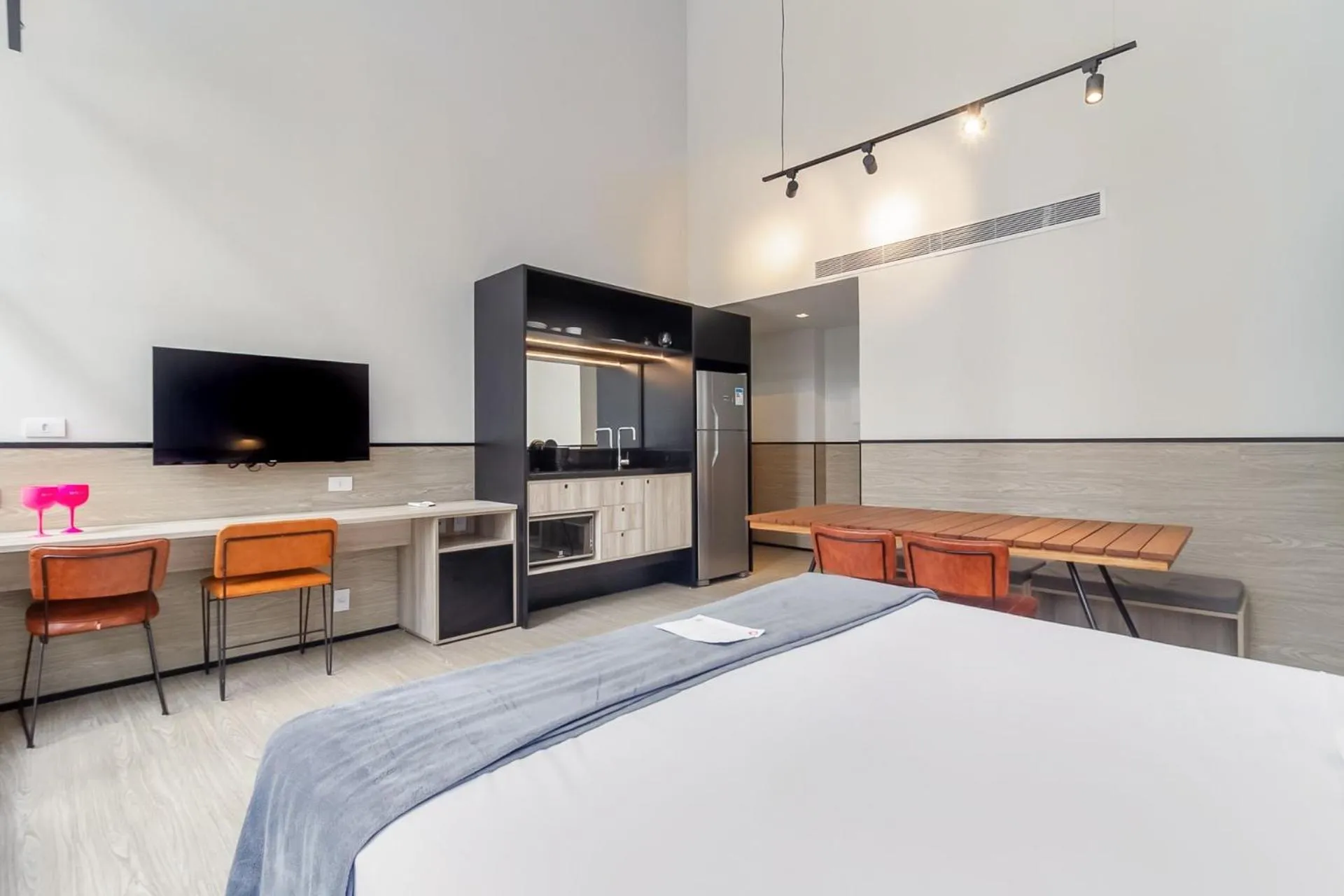 Bed in Housi Paulista