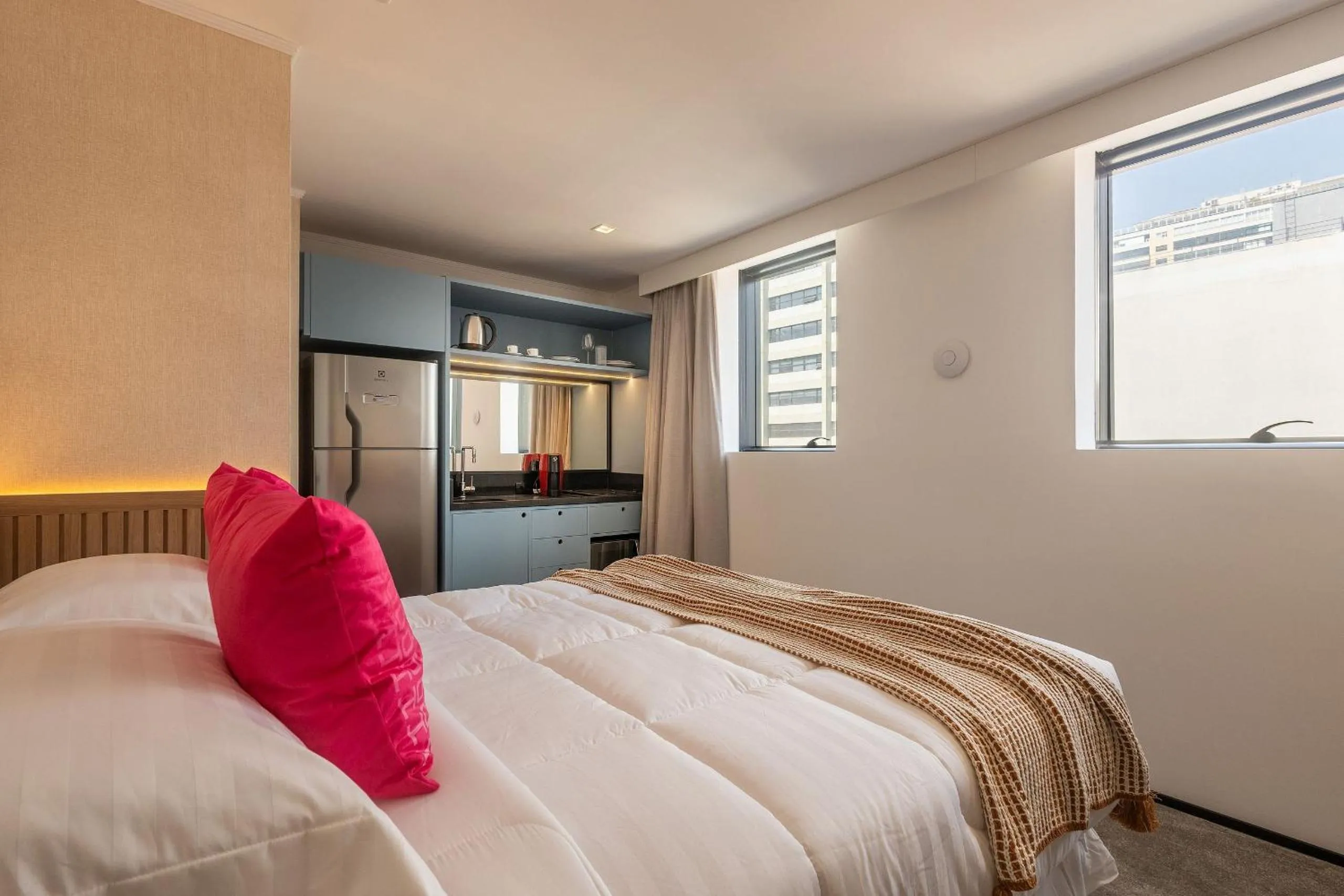 Bed in Housi Paulista