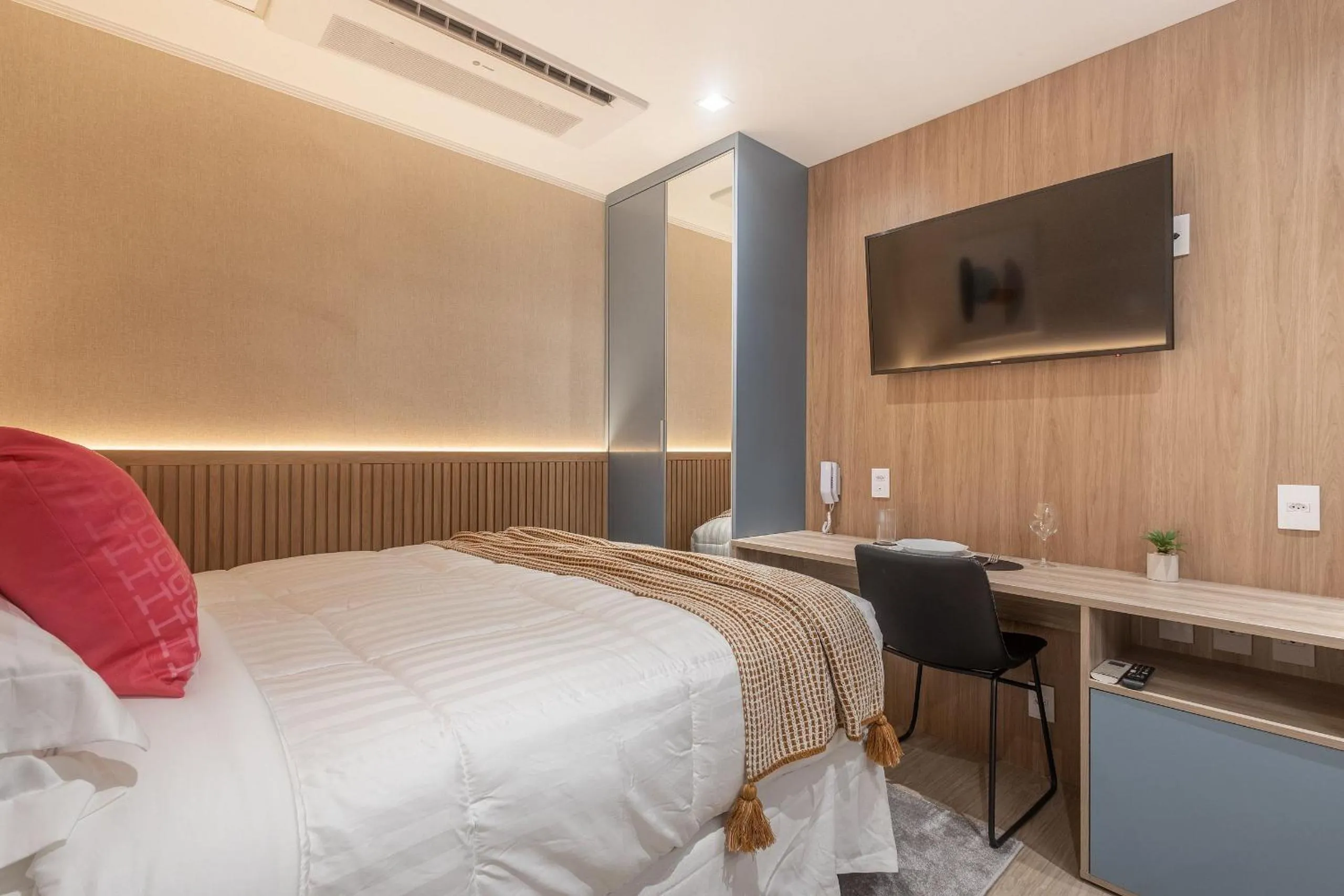 Bed in sp-hobn - housi paulista