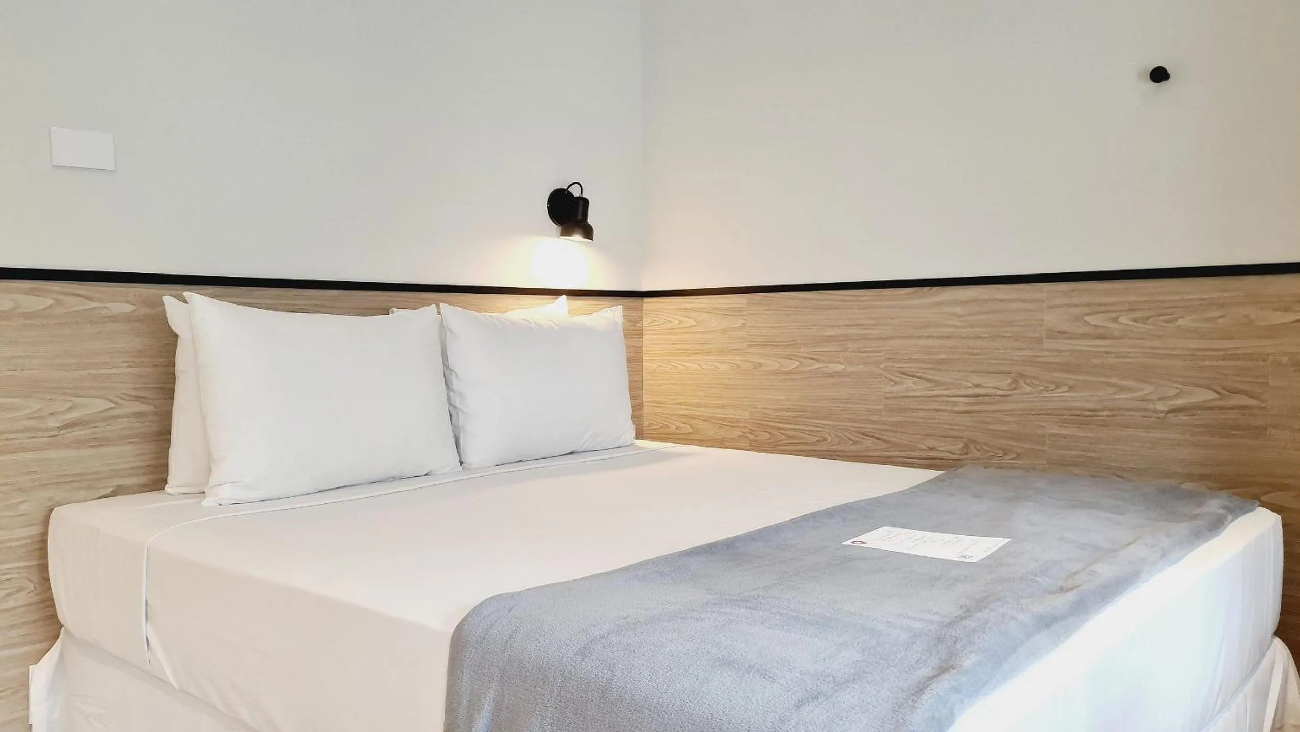 Bed in Housi Paulista