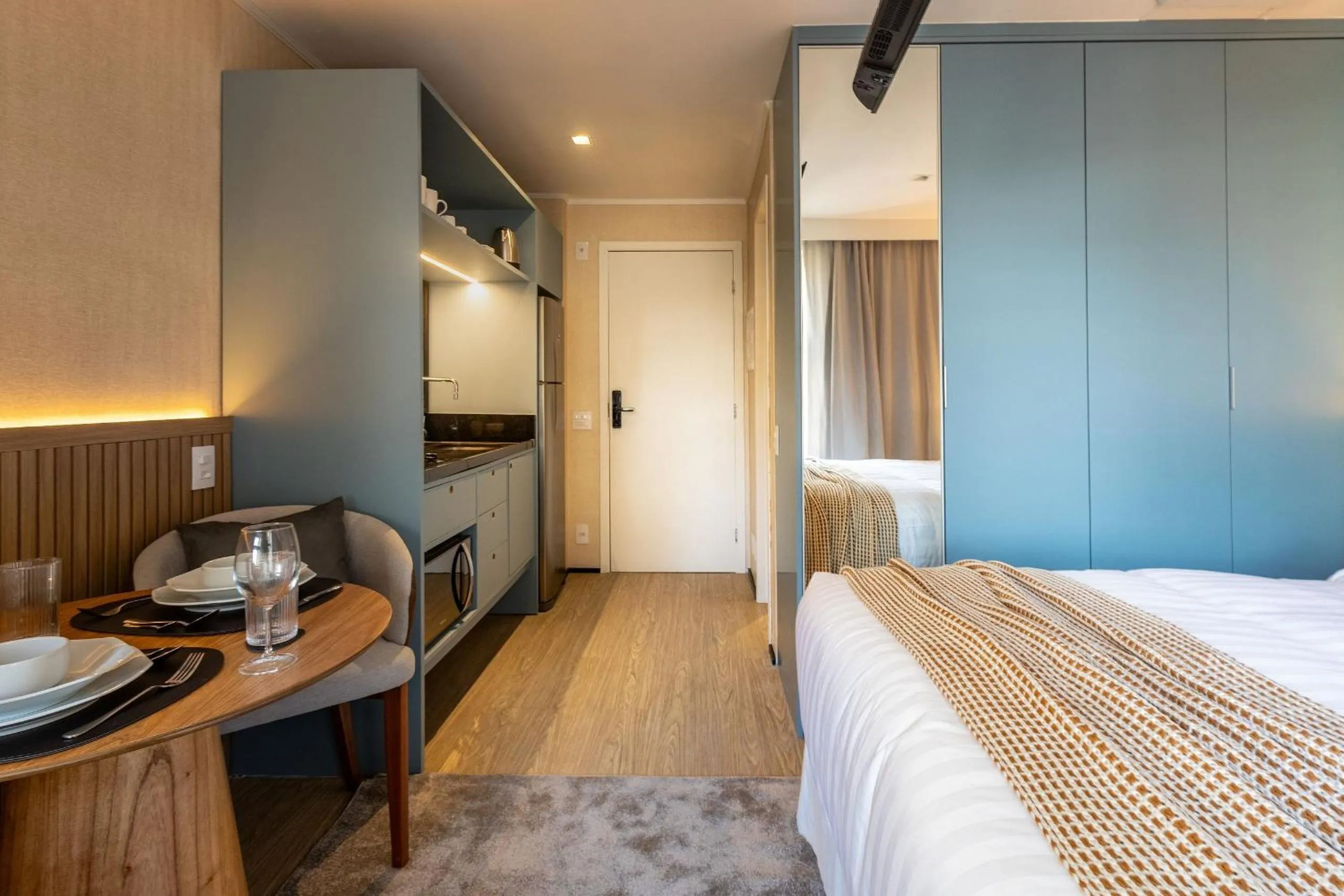 Bed in Housi Paulista