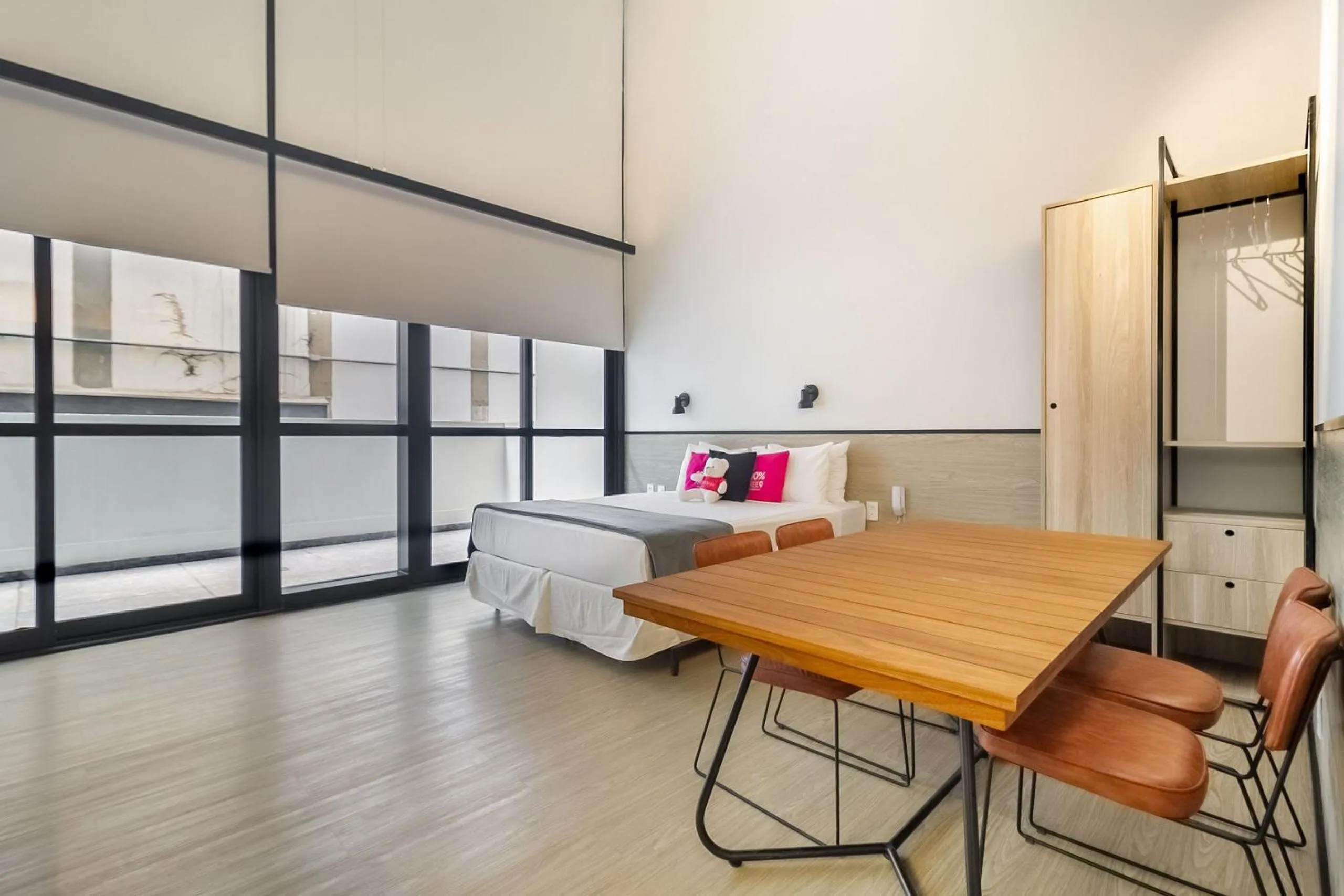 Bed in Housi Paulista