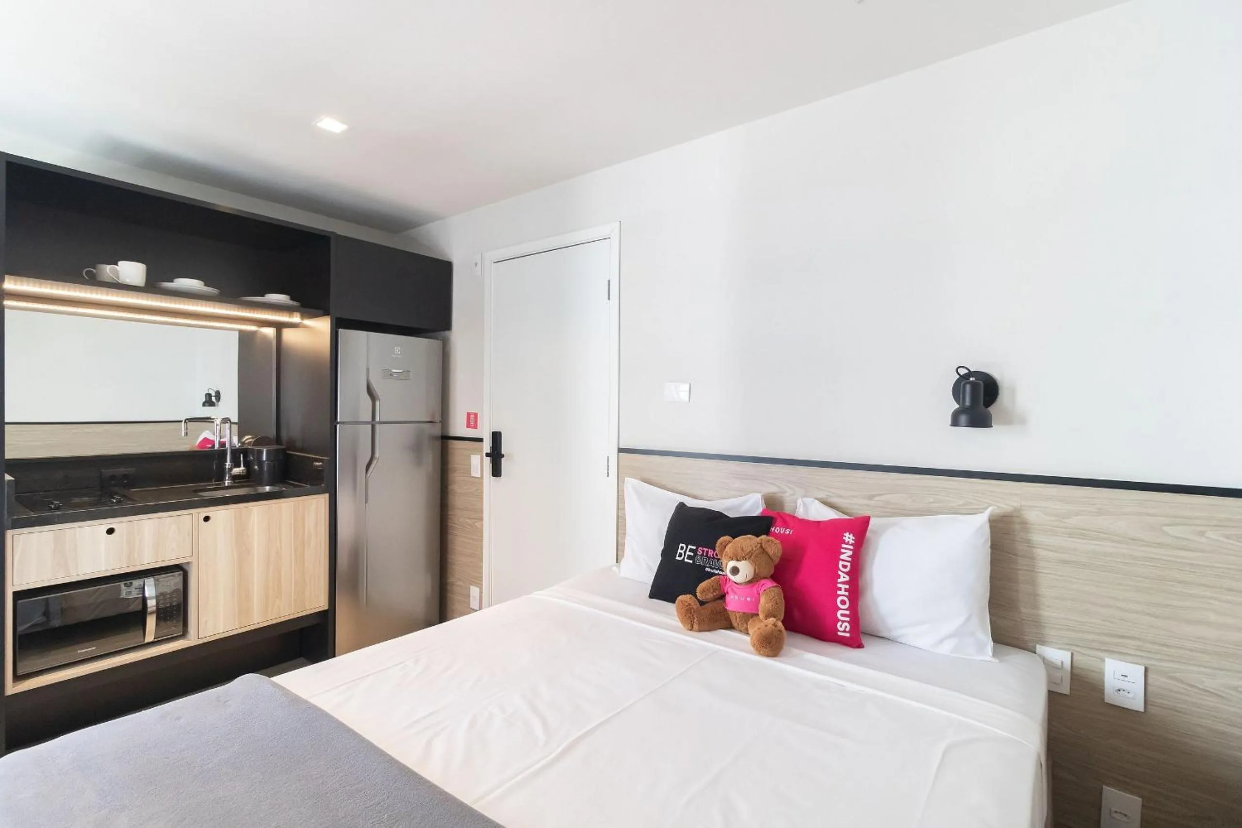 Bed in Housi Paulista