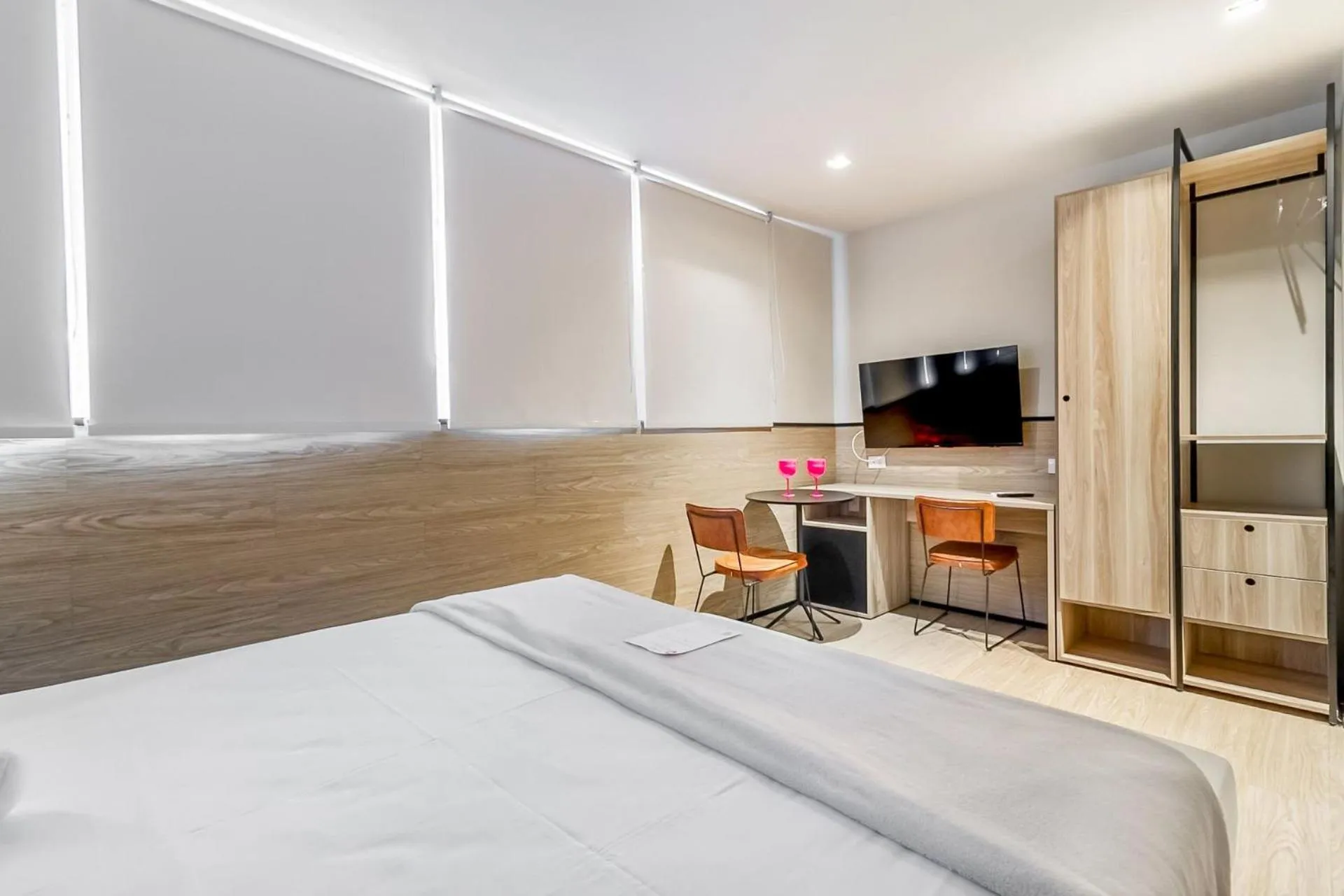 Bed in Housi Paulista