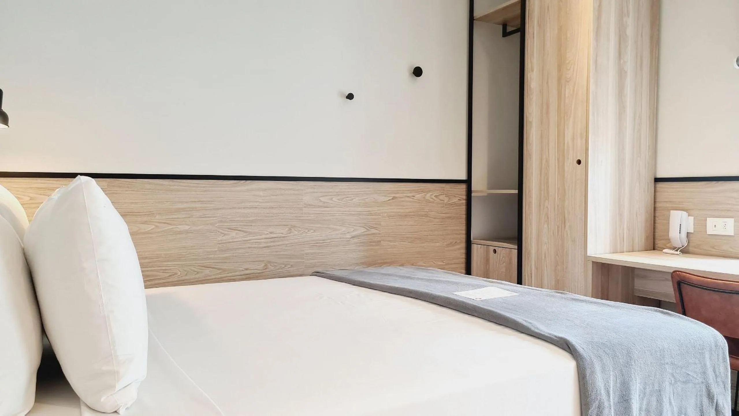 Bed in Housi Paulista