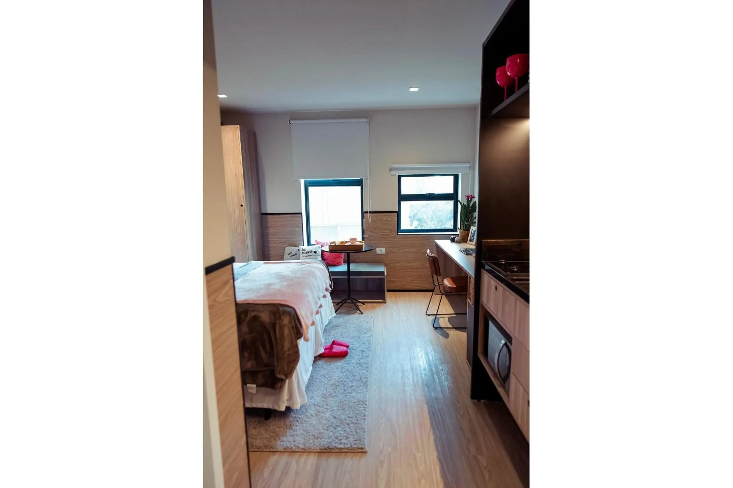 Bed in Housi Paulista