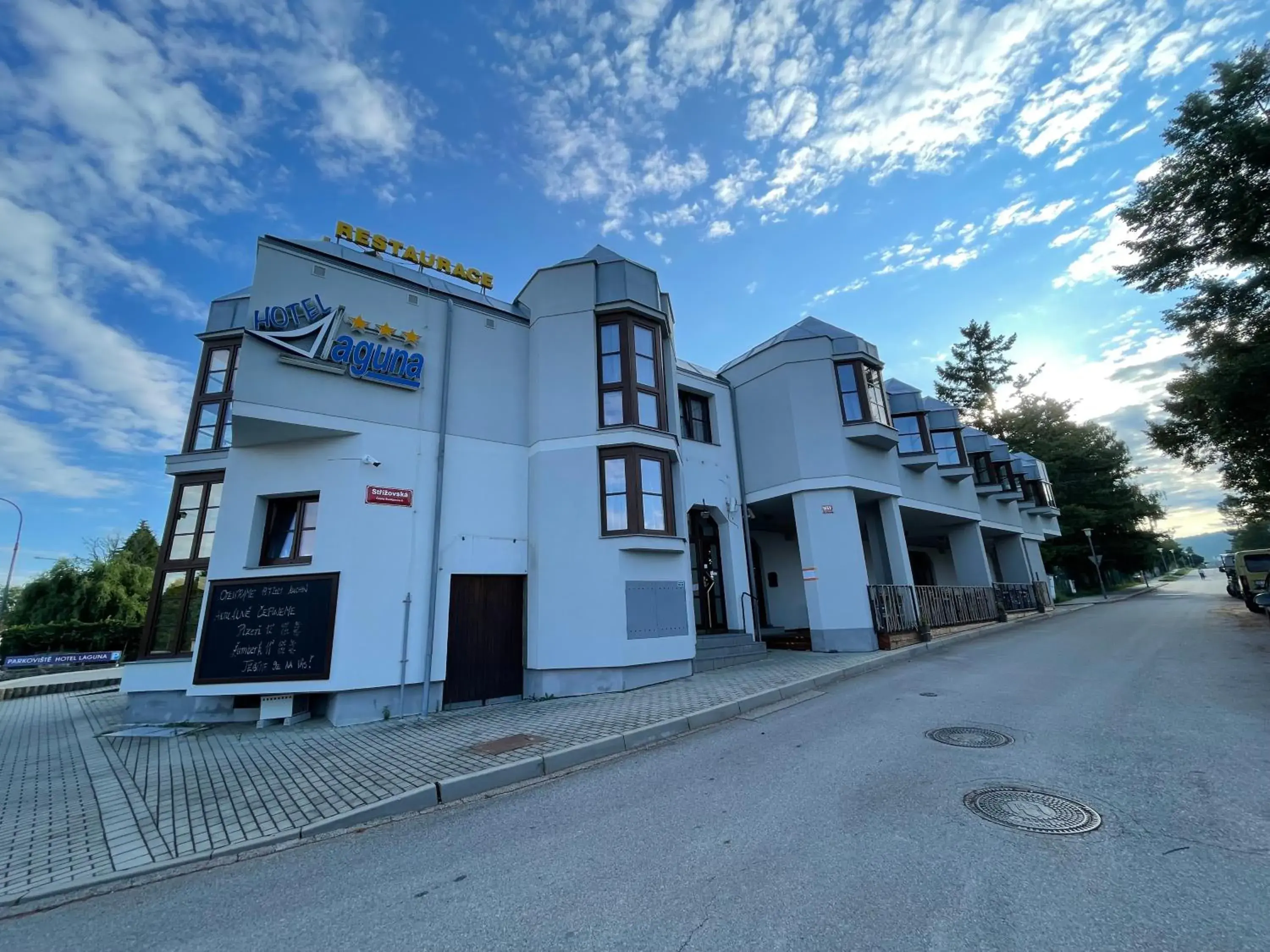 Hotel Laguna & restaurant Hotel Laguna & restaurant