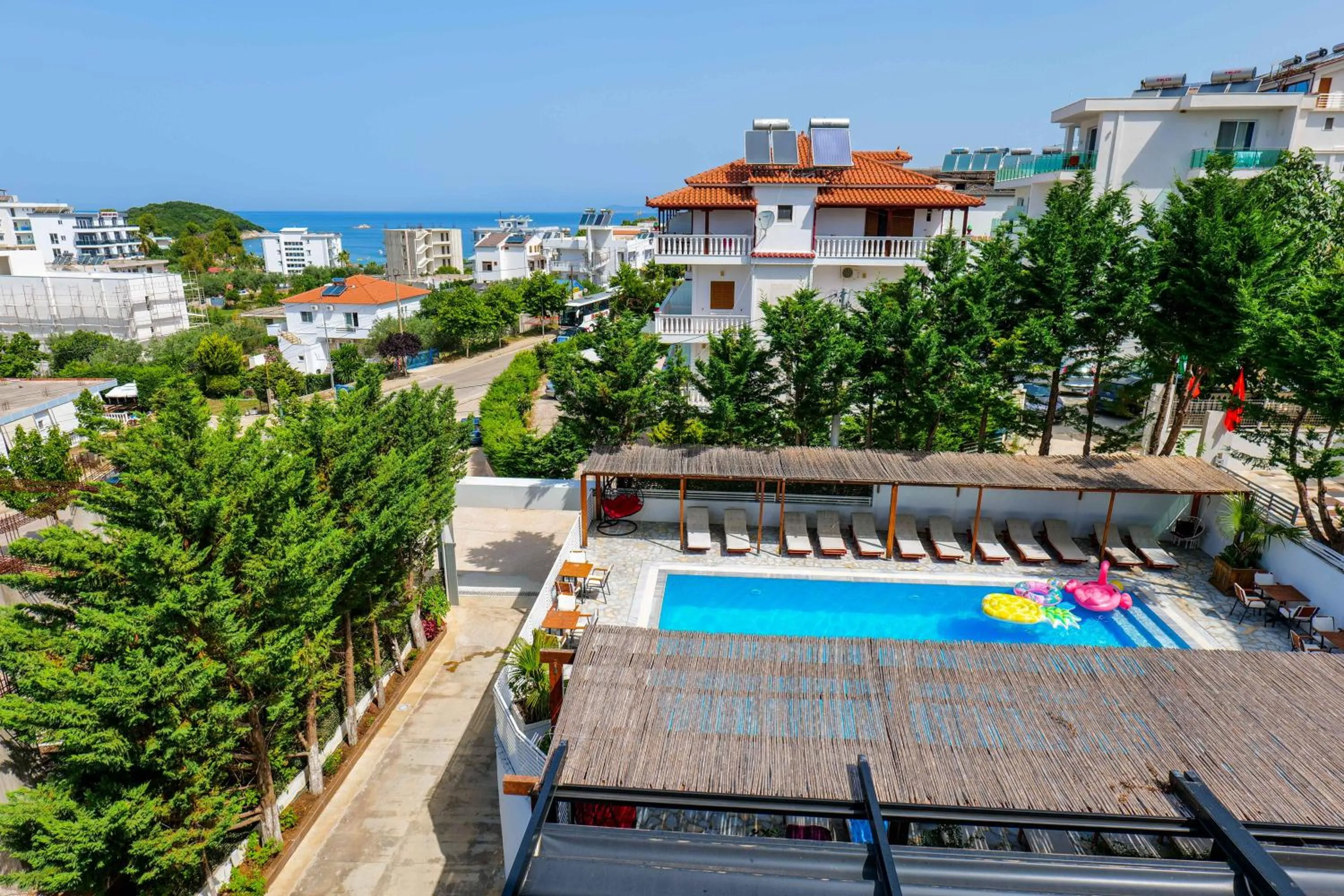 Day in 6 Milje Hotel