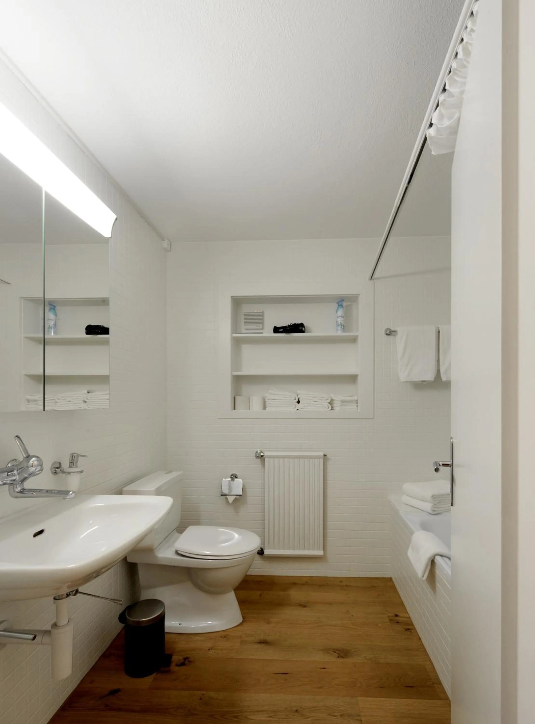 Toilet in Hotel-Restaurant zum Gade