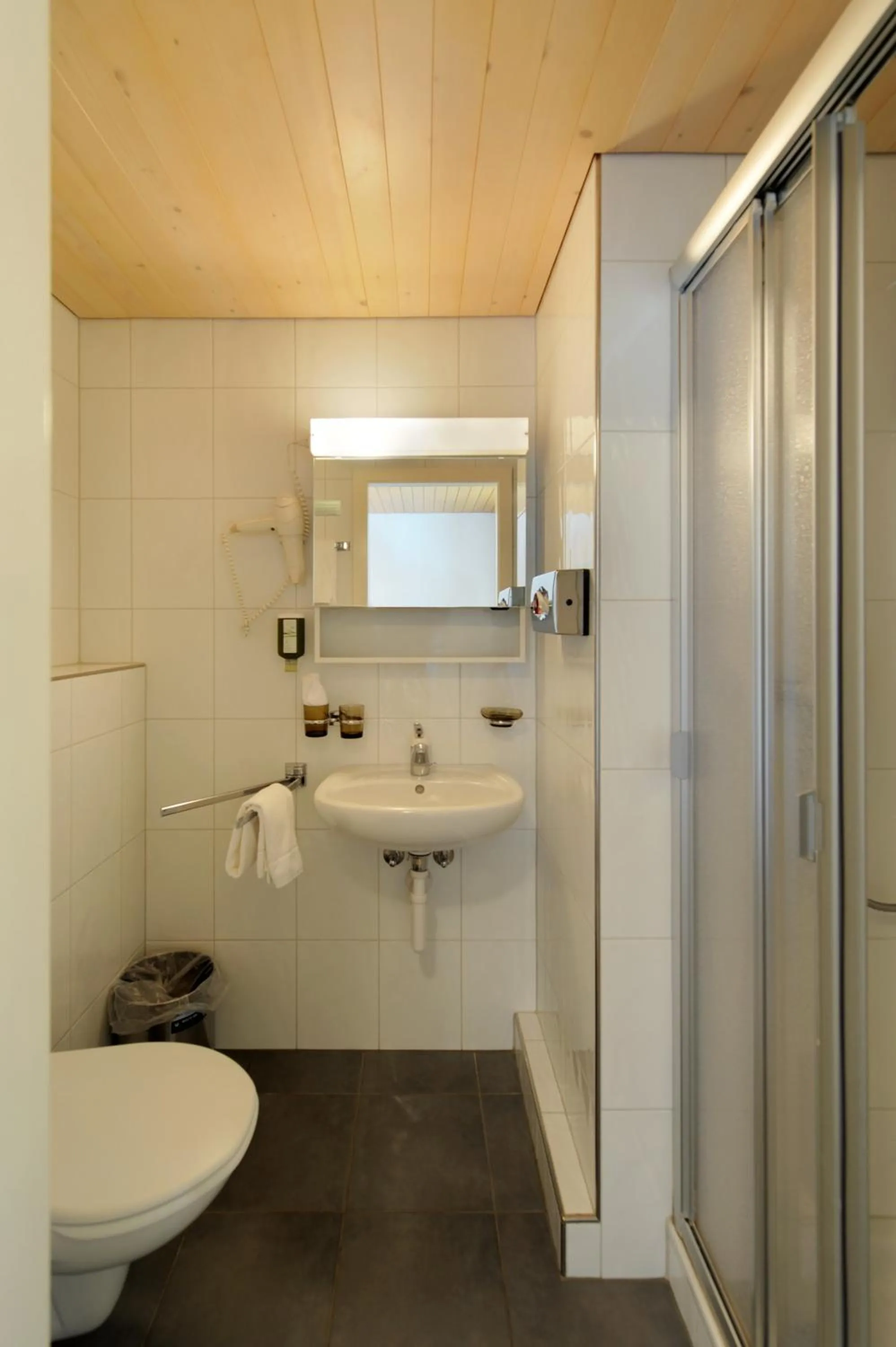 Bathroom in Hotel-Restaurant zum Gade