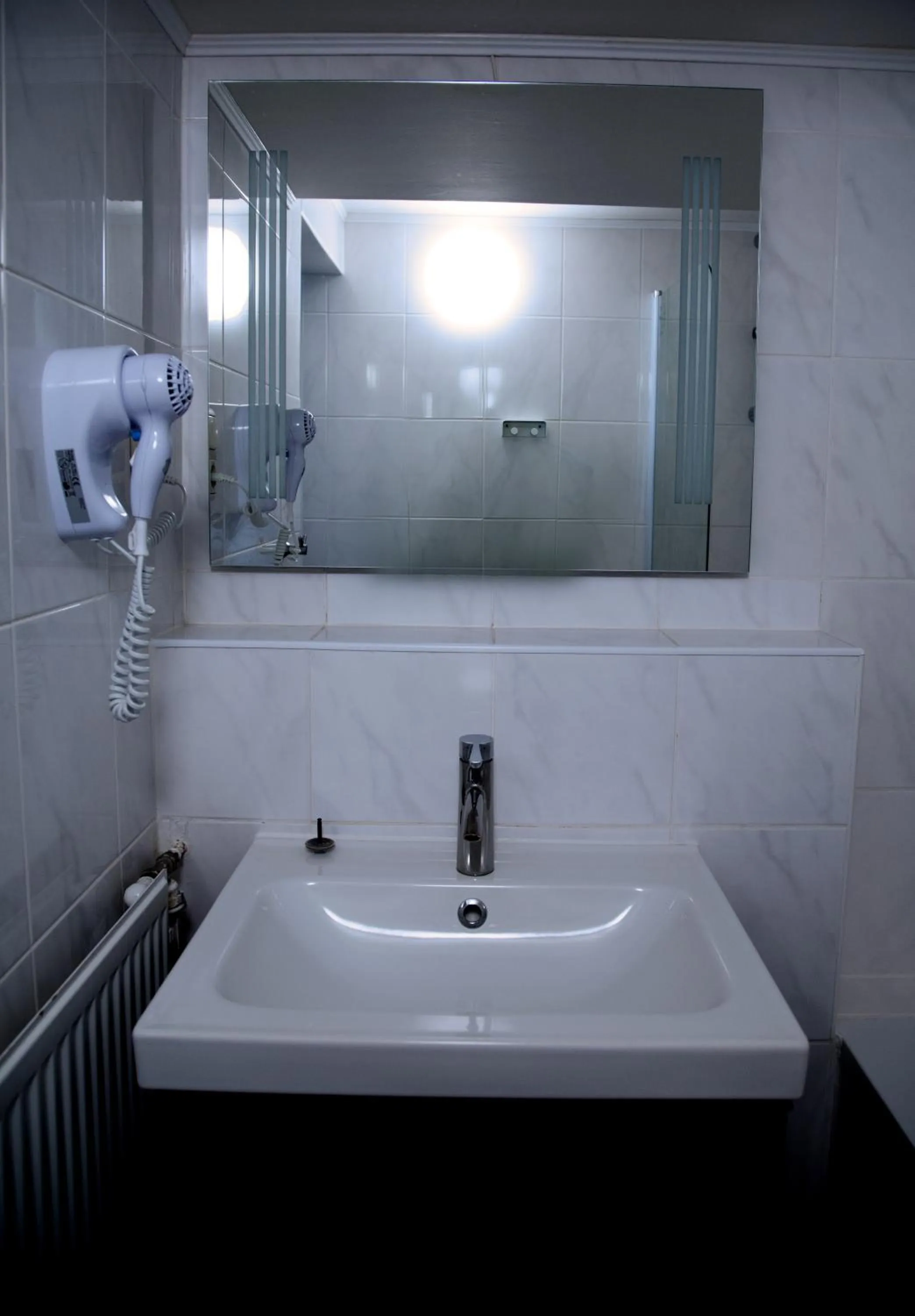 Bathroom in Hotel Eschborner Hof