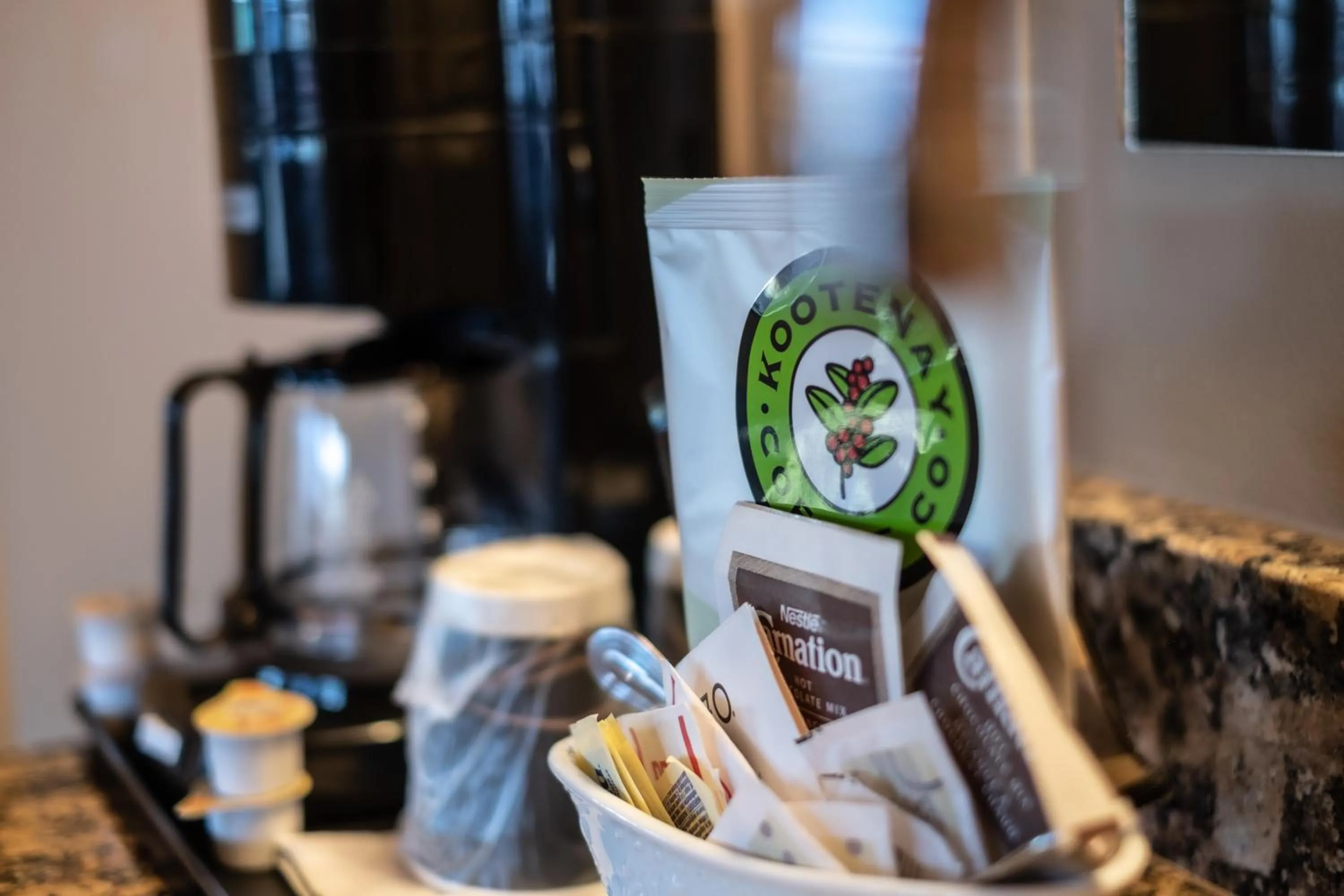 Coffee/tea facilities in Kaslo Hotel