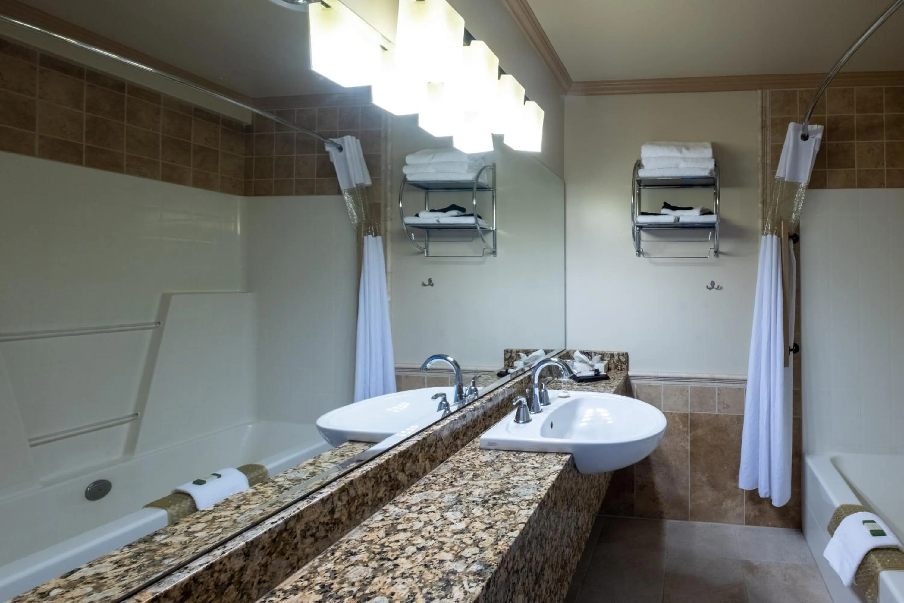 Bathroom in Kaslo Hotel