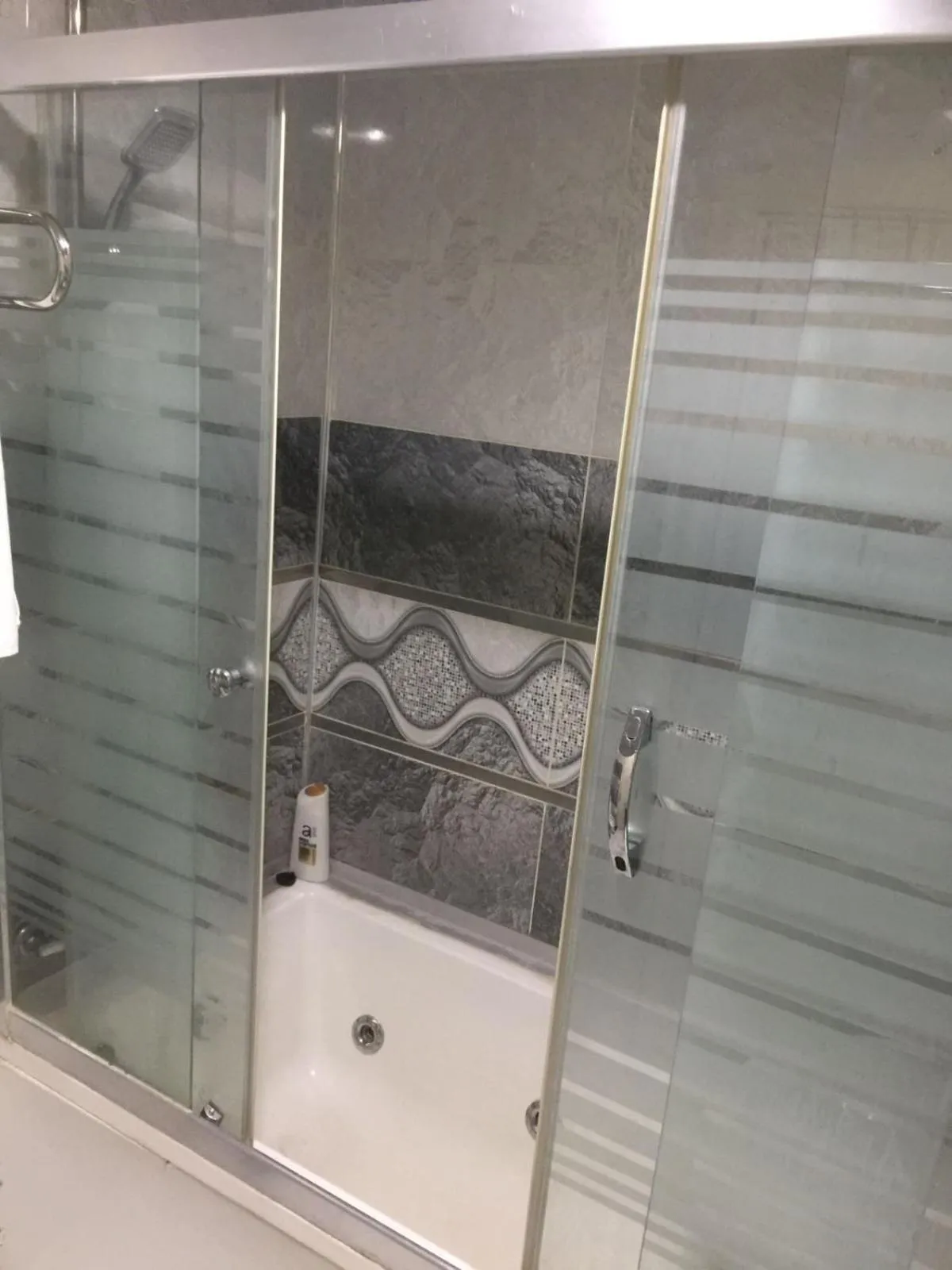 Shower in Şirinyer Elit Residance Apart Hotel