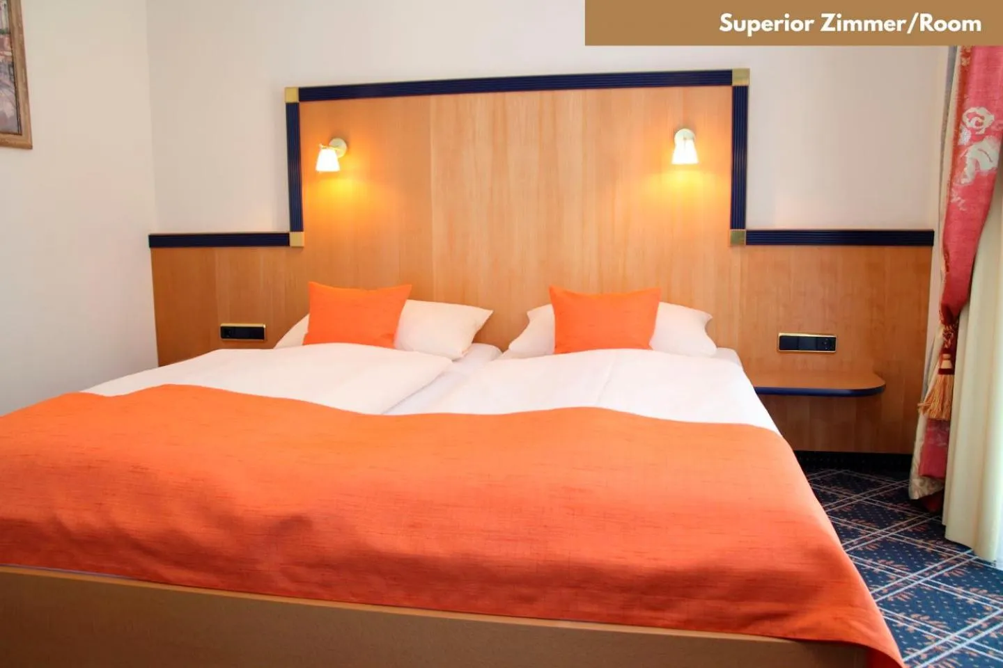 Bed in Hotel Zur Post