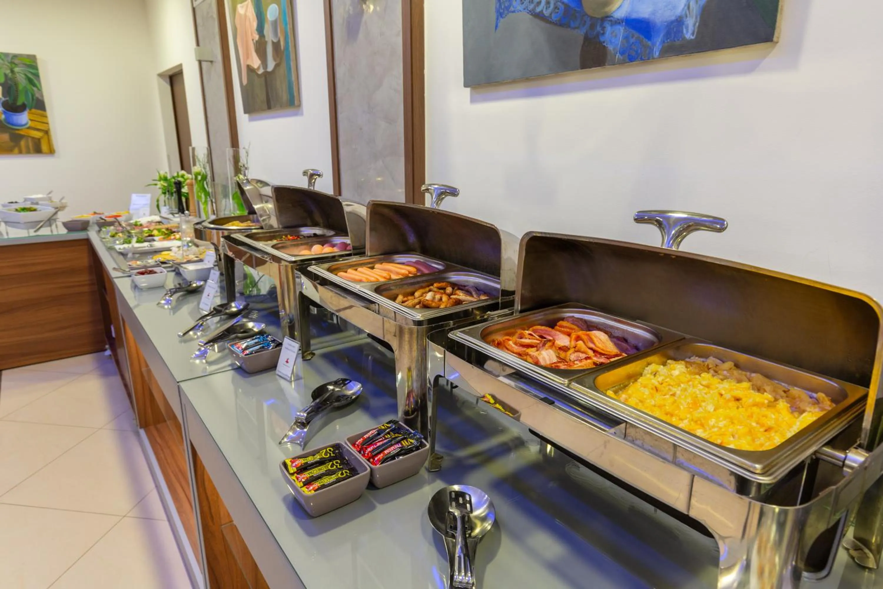 Restaurant/places to eat in Poleczki Residence Apartments