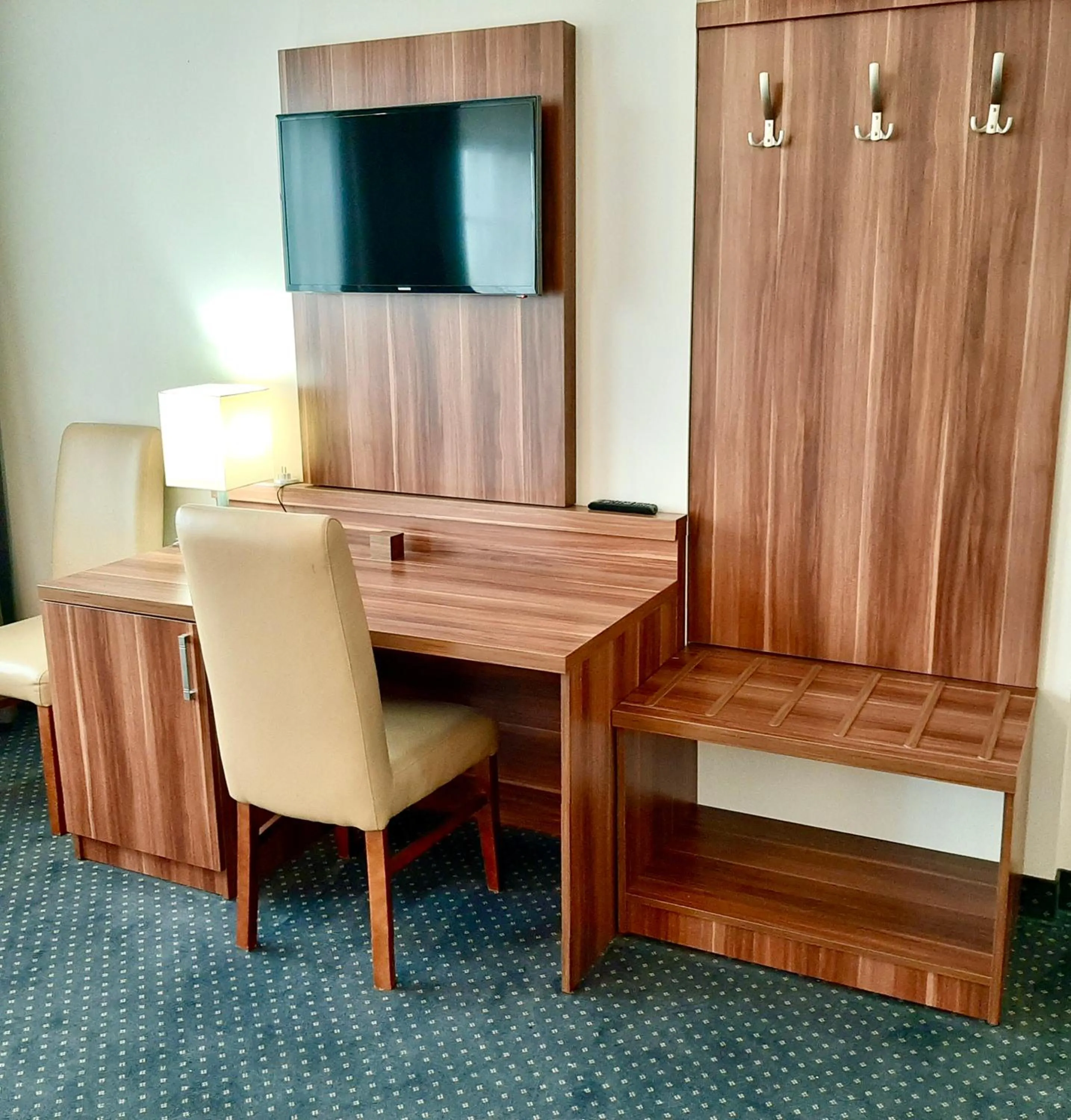 TV and multimedia in Poleczki Residence Apartments