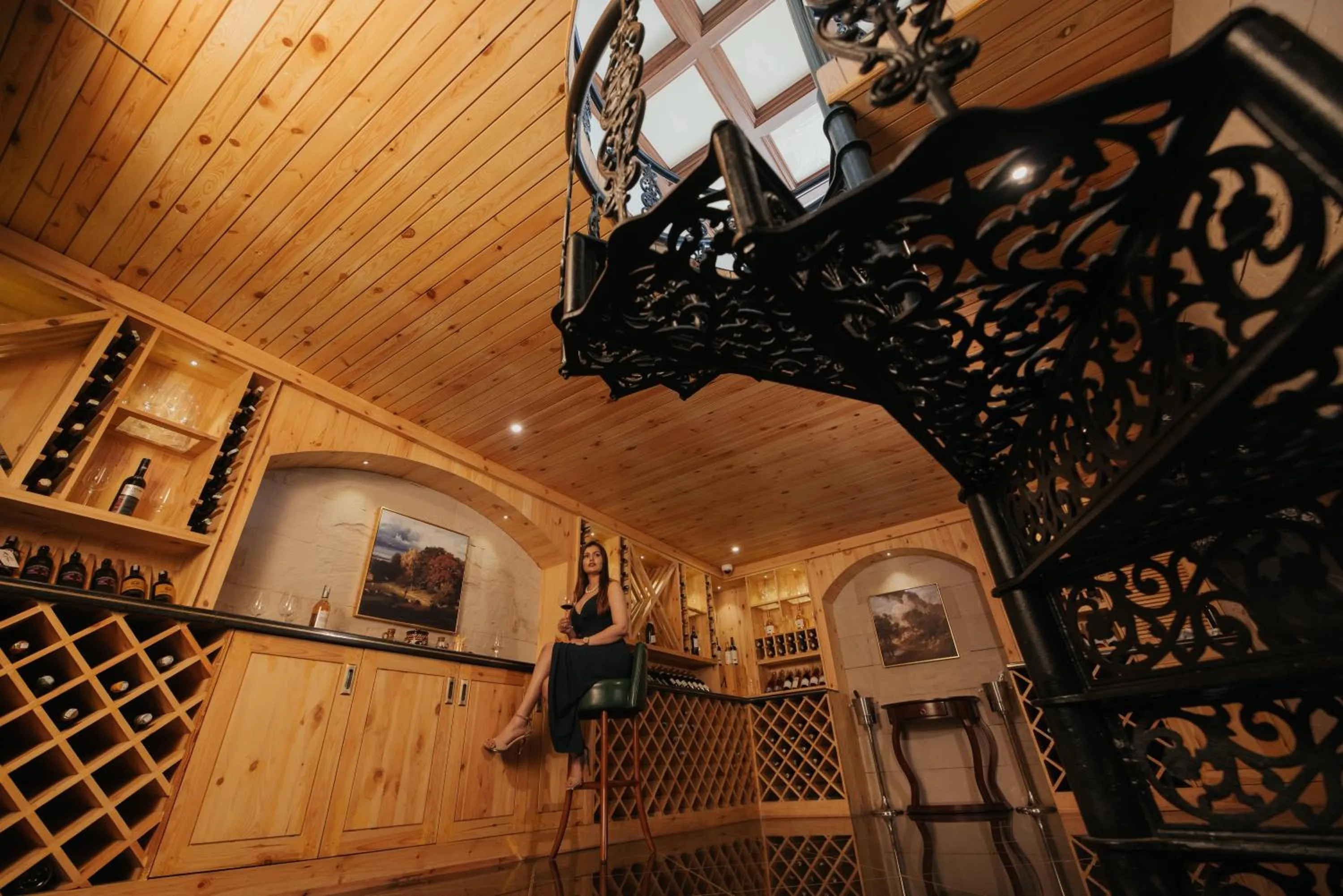 Lounge or bar in Montrose Golf Resort and Spa - Coorg