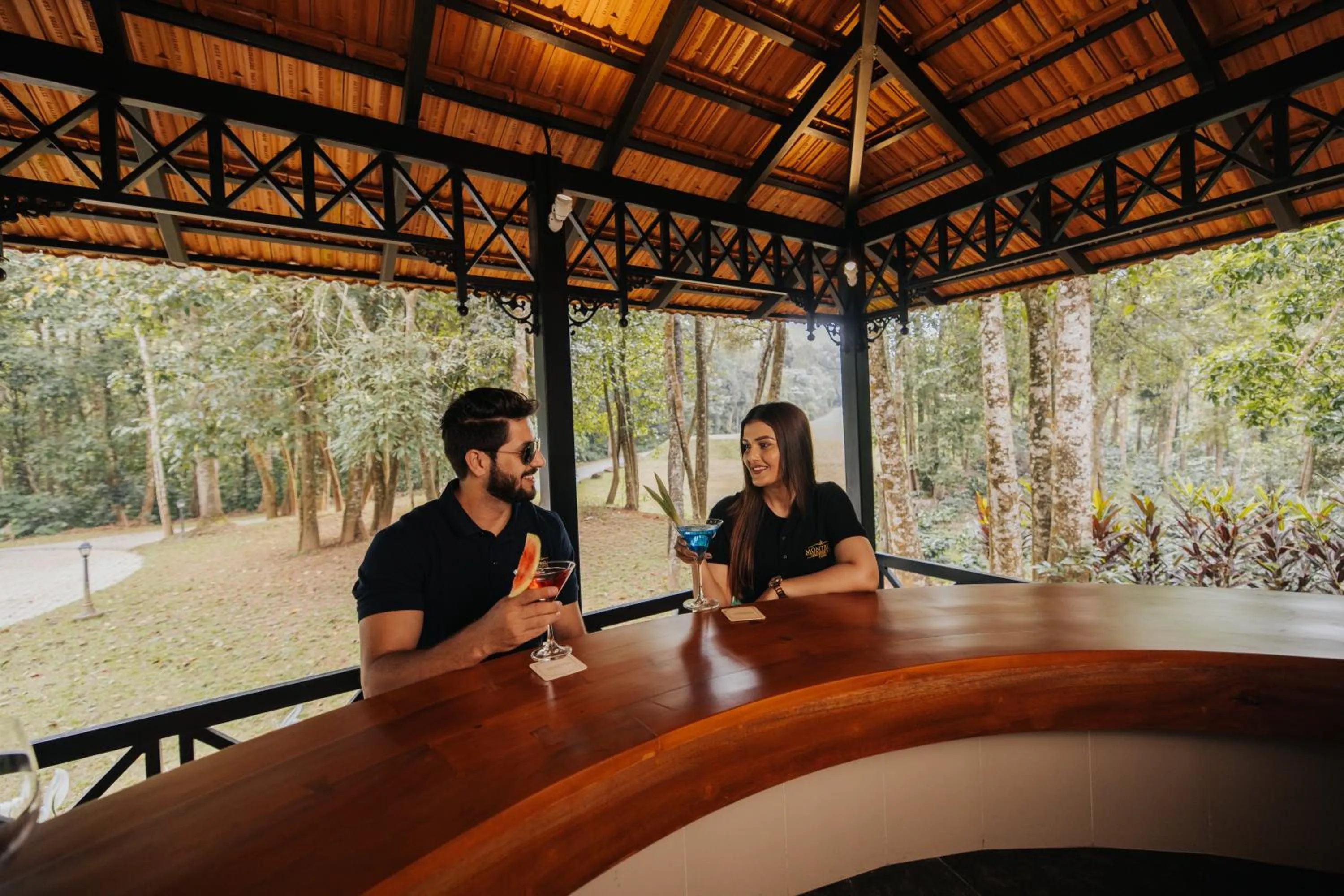 Lounge or bar in Montrose Golf Resort and Spa - Coorg