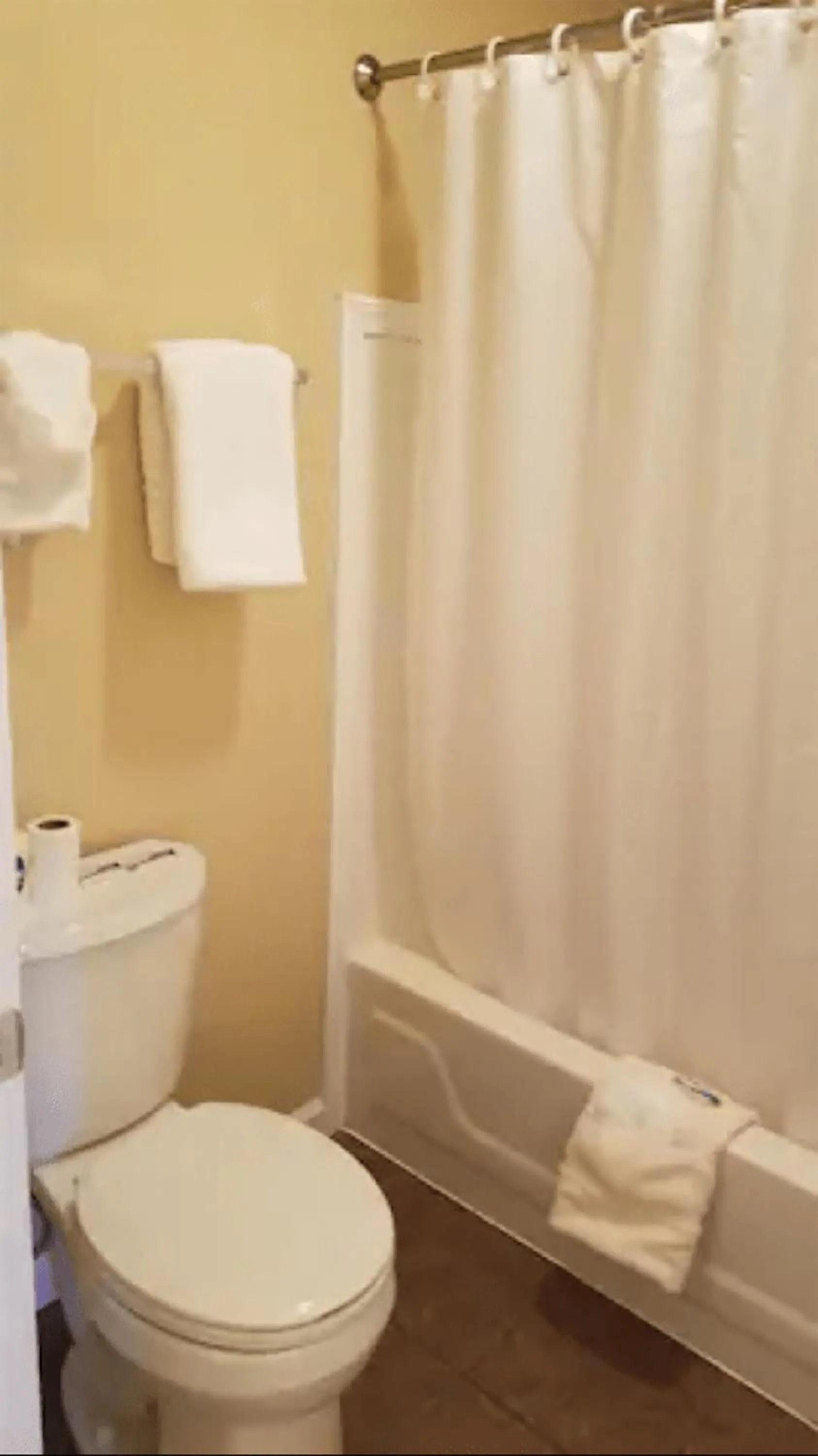 Bathroom in Unity Lodge