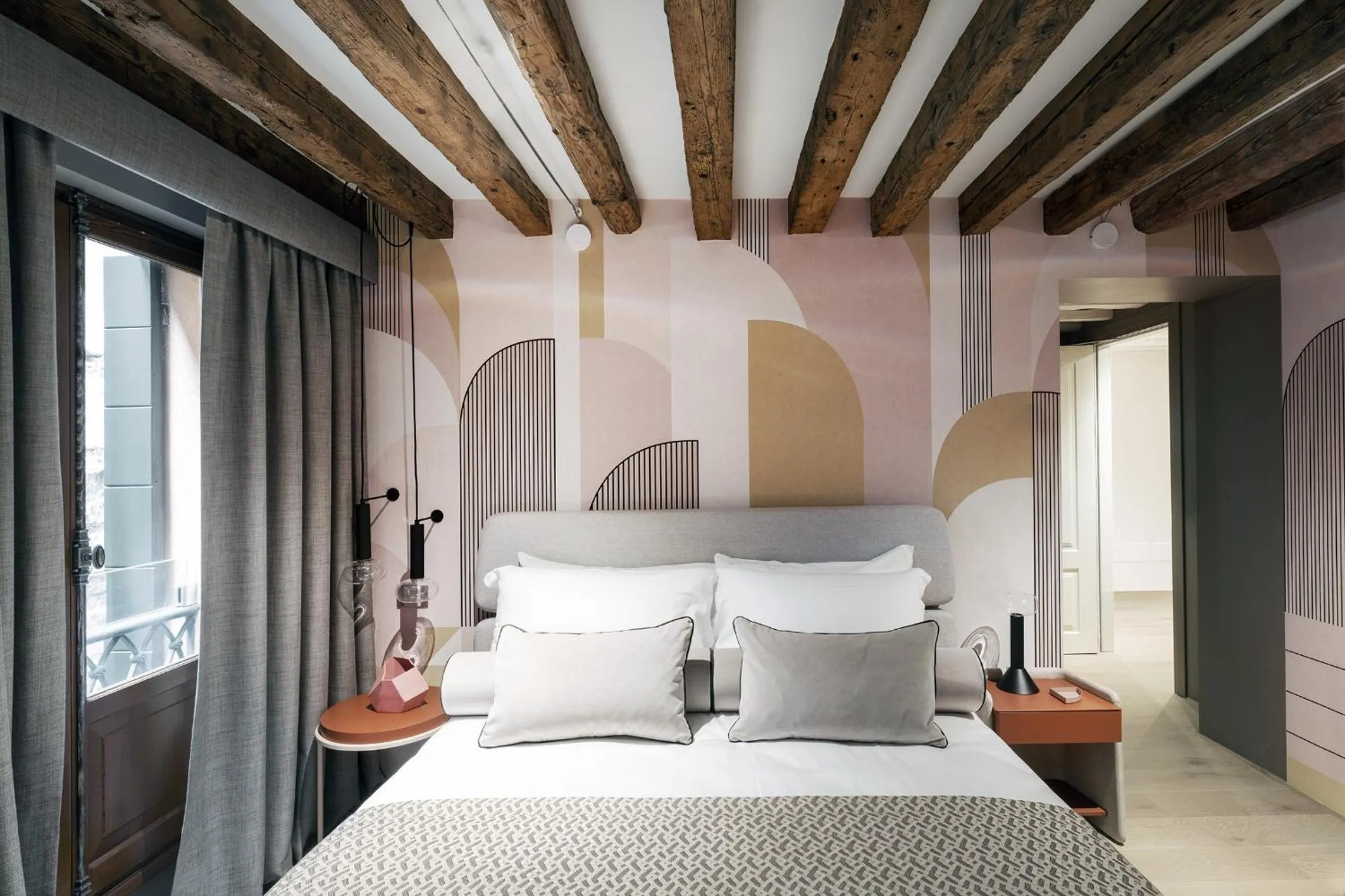 Bed in Palazzo Pianca