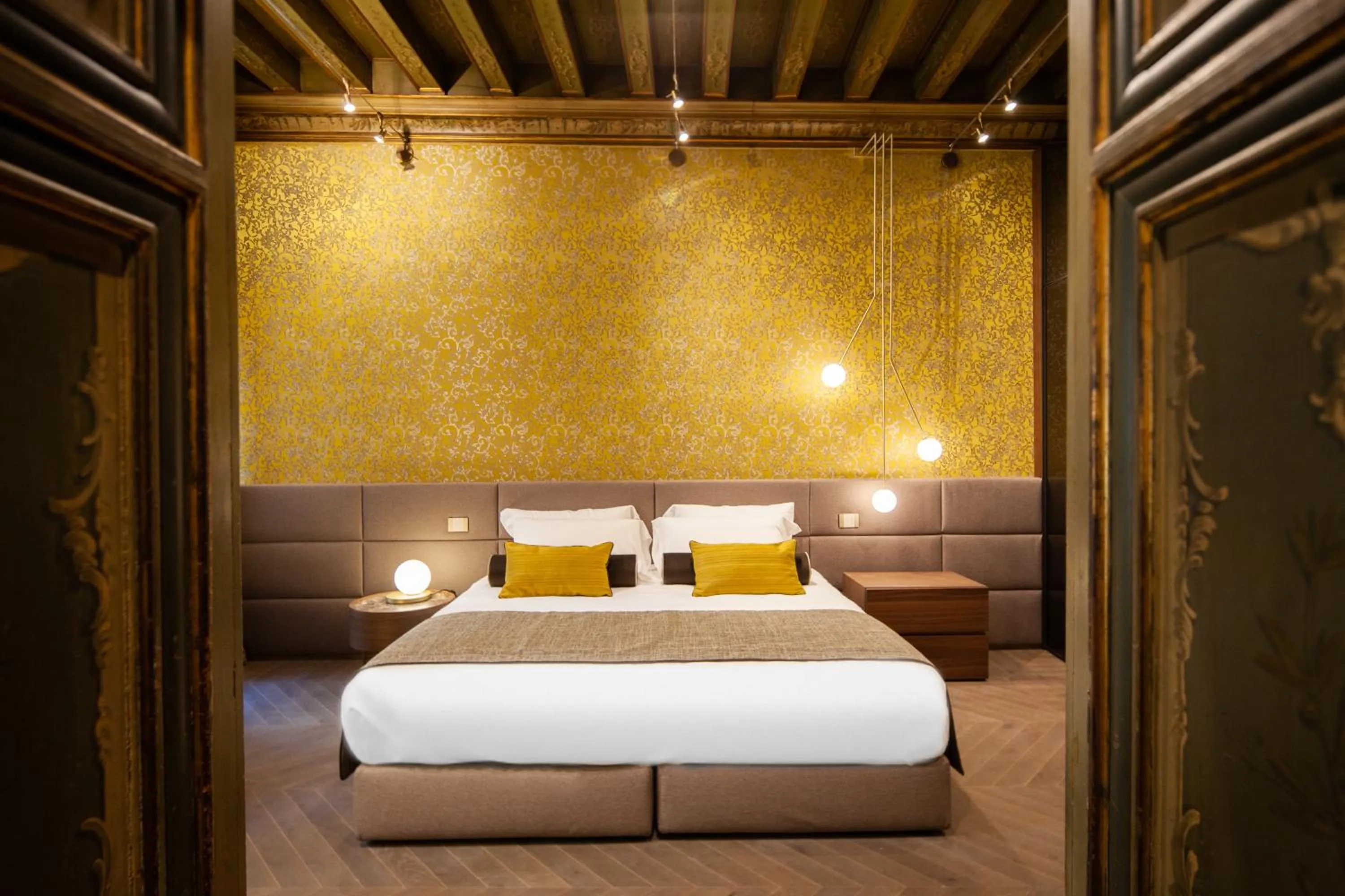 Bed in Palazzo Pianca