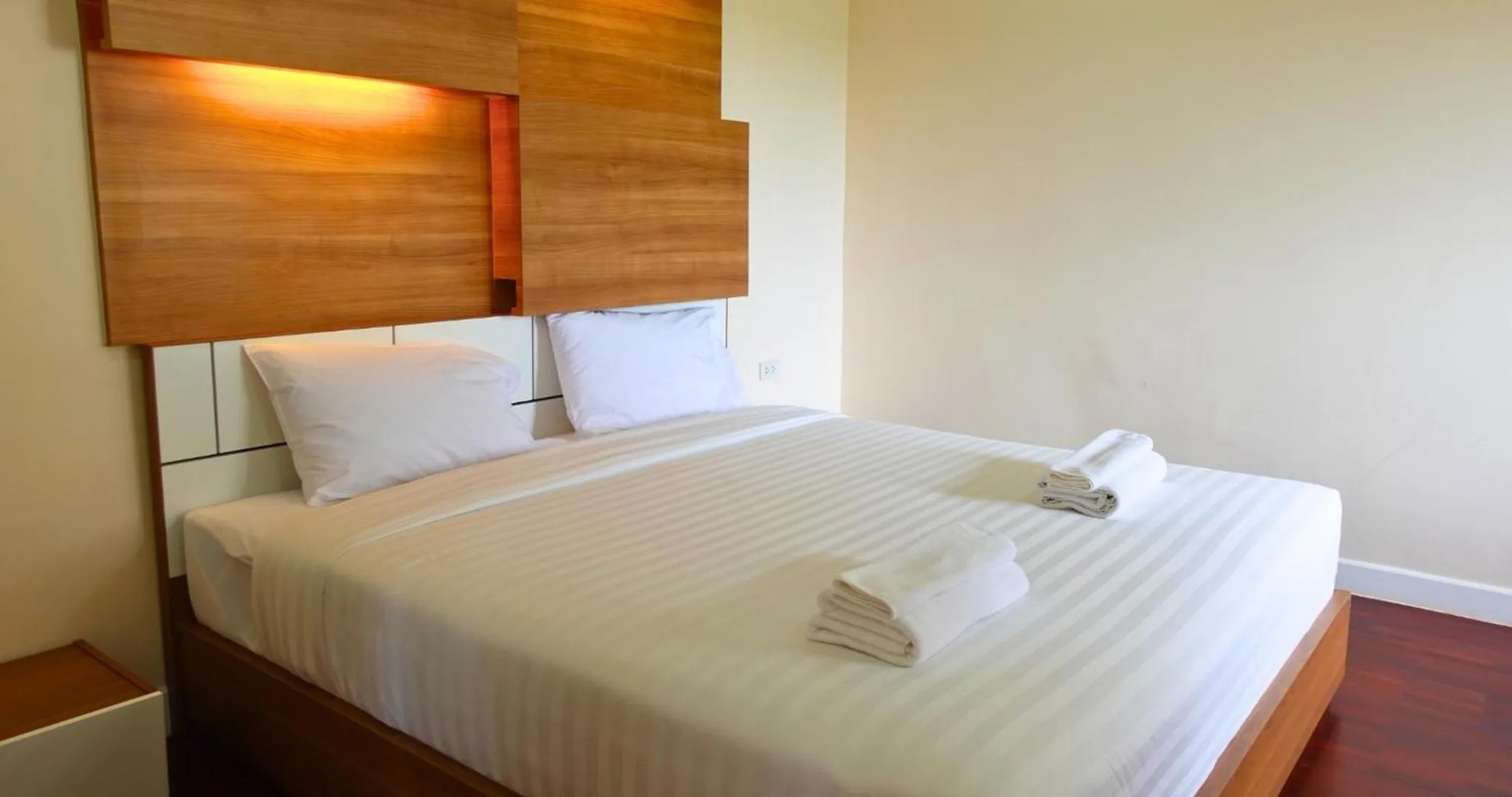 Bedroom, Bed in Seastar Hotel and Service Apartment