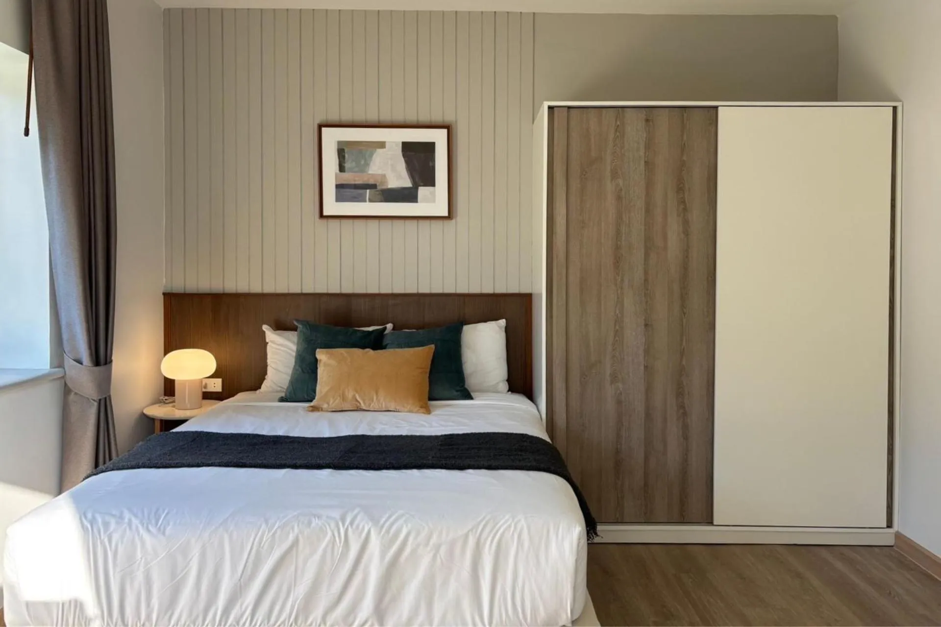 Bed in Seastar Hotel and Service Apartment