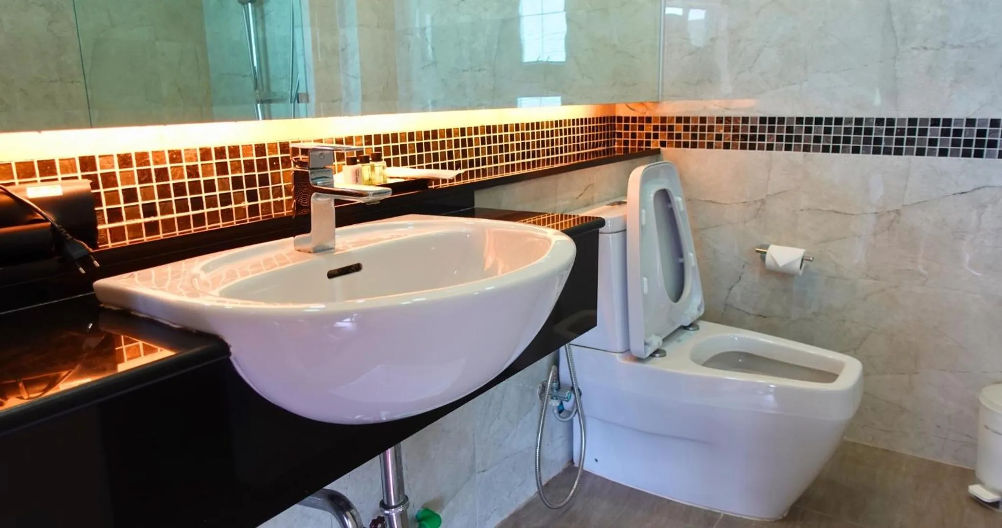 Toilet in Seastar Hotel and Service Apartment