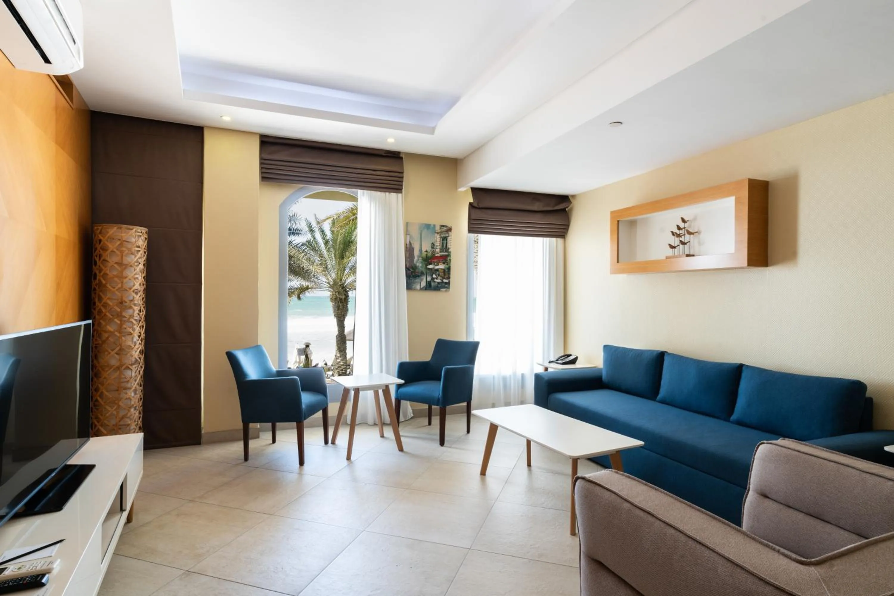 Living room in Occidental Sharjah Grand