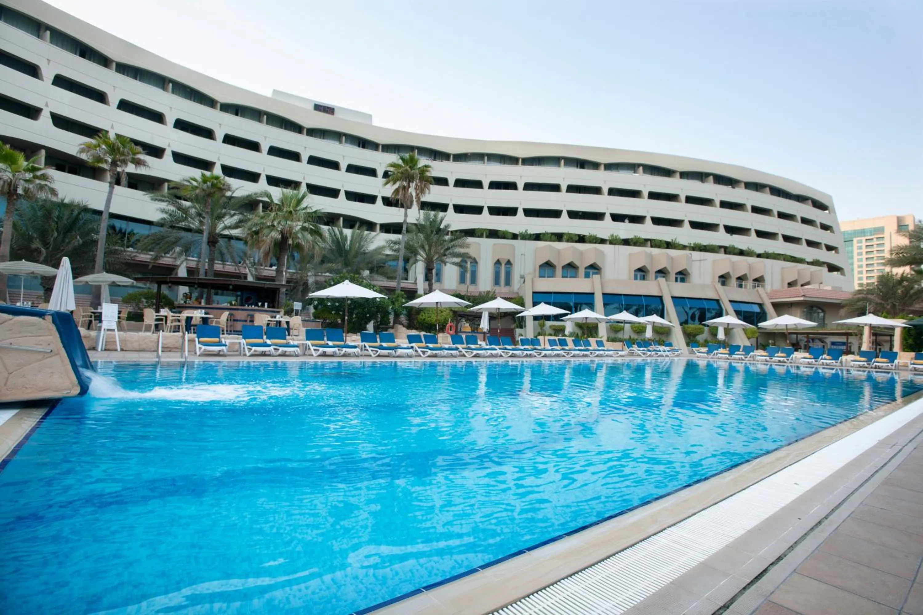Swimming pool in Occidental Sharjah Grand