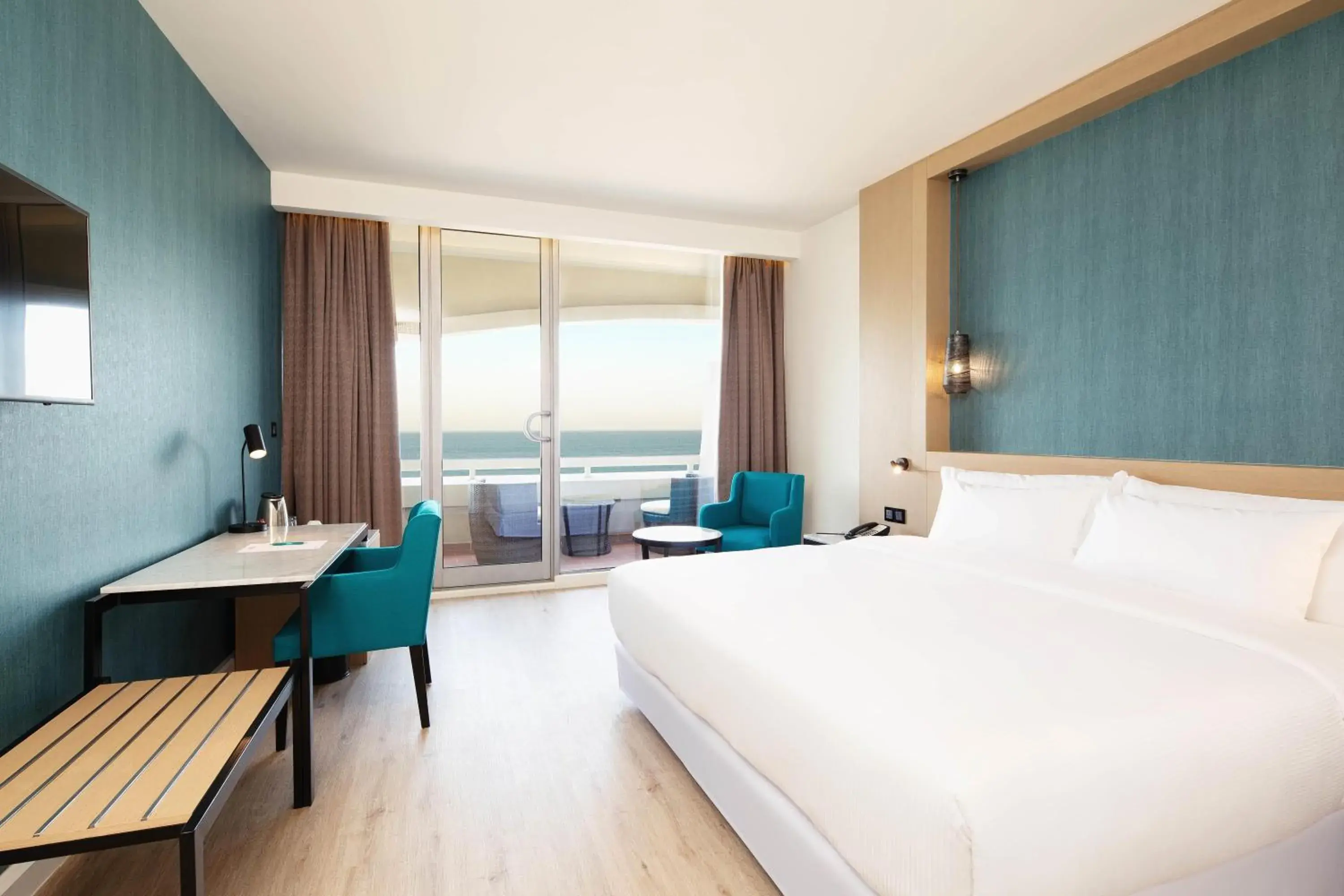 Bedroom, Bed in Occidental Sharjah Grand Bedroom, Bed in Occidental Sharjah Grand