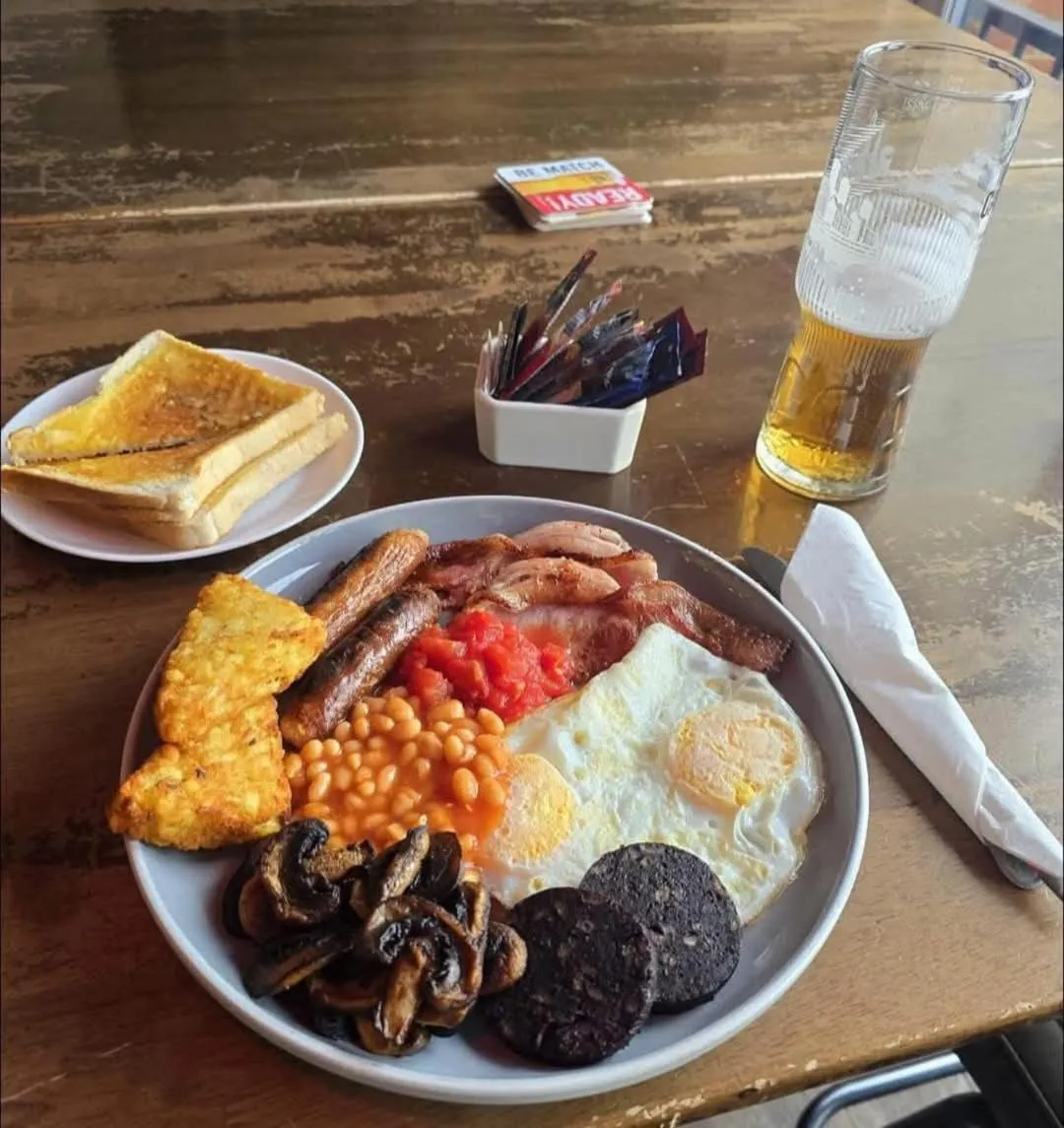 Restaurant/places to eat in The Station Inn