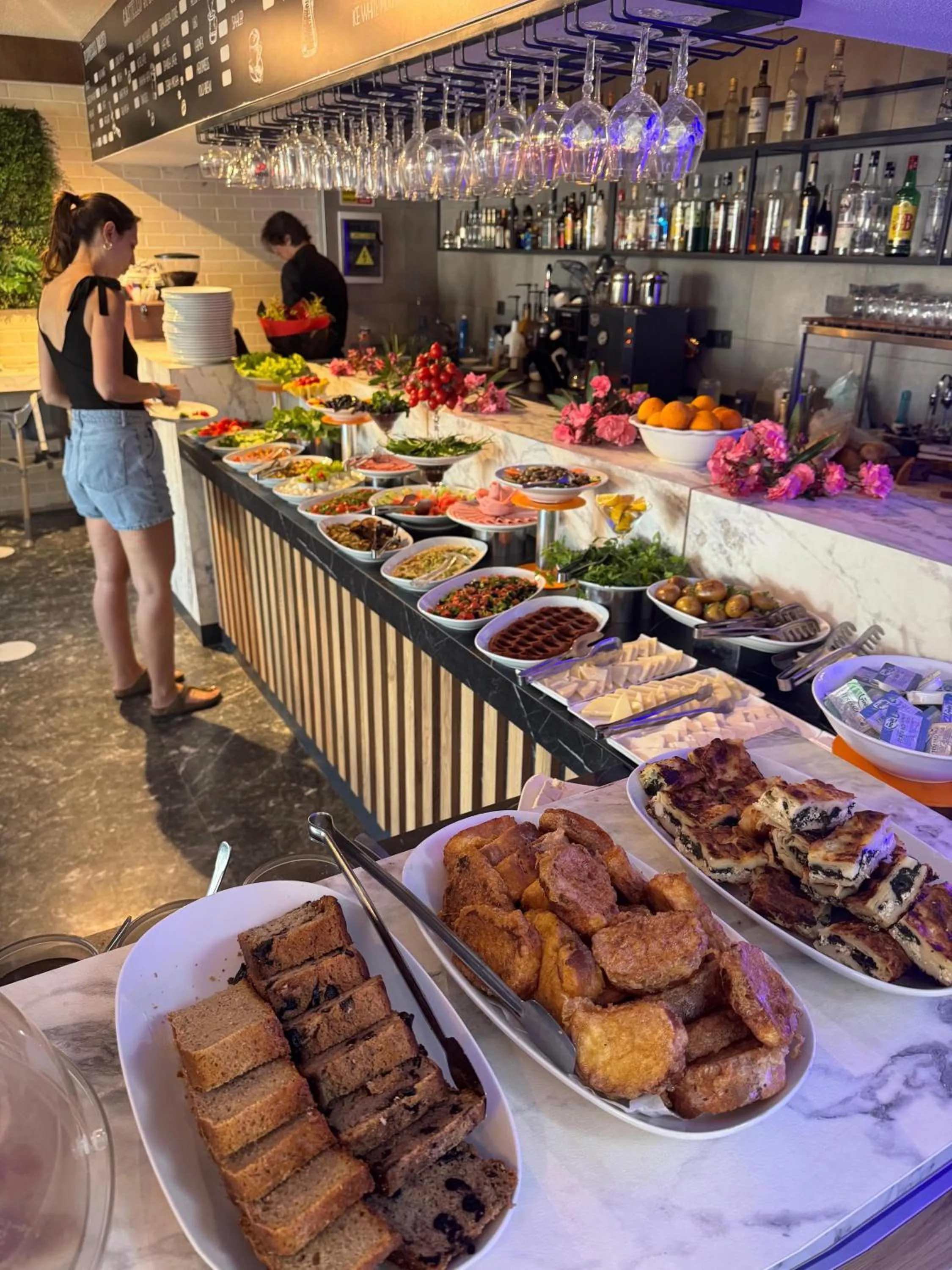 Food and drinks in TNR Otel & Spa