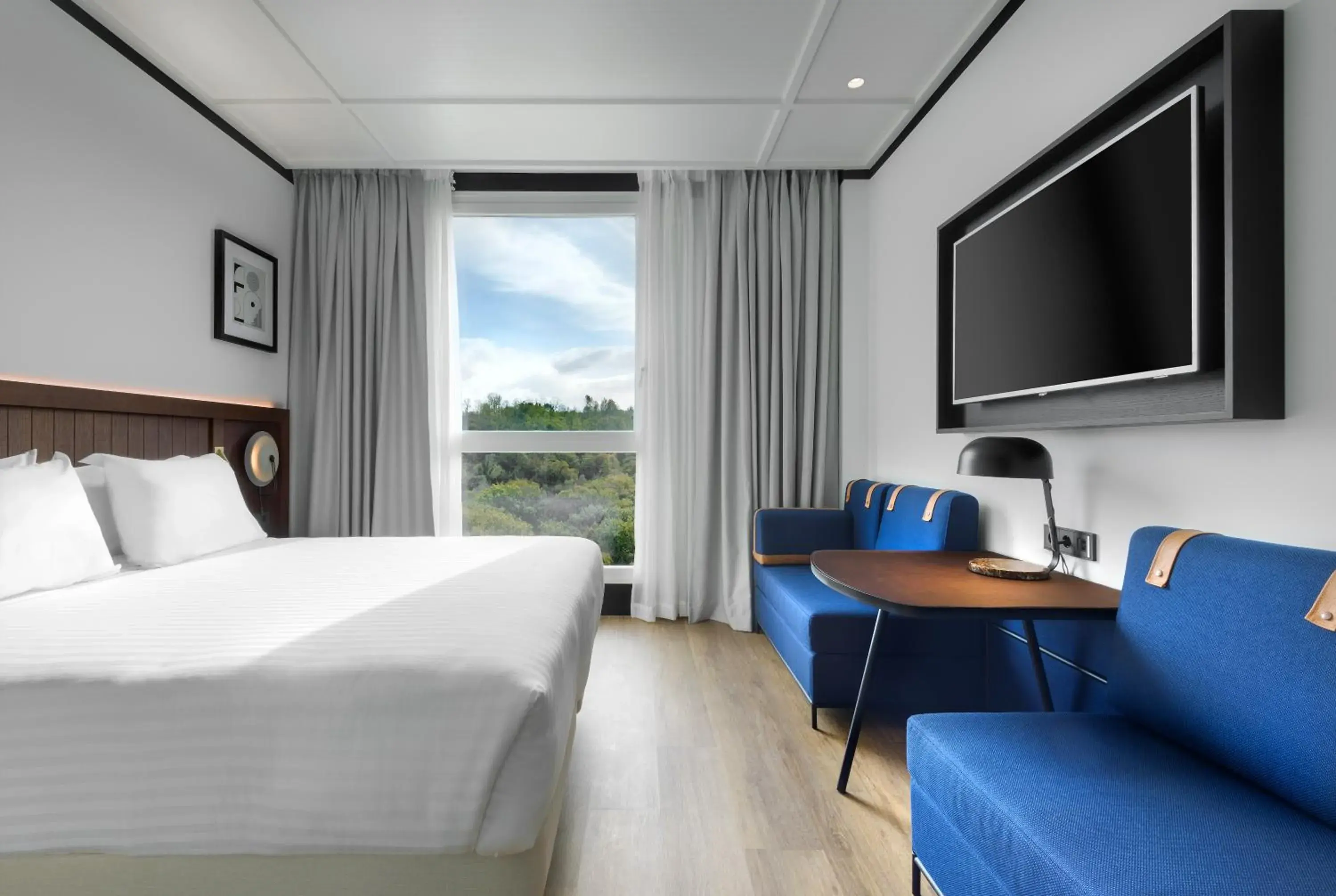 Deluxe Double or Twin Room in Hotel Tres Reyes San Sebastián Deluxe Double or Twin Room in Hotel Tres Reyes San Sebastián