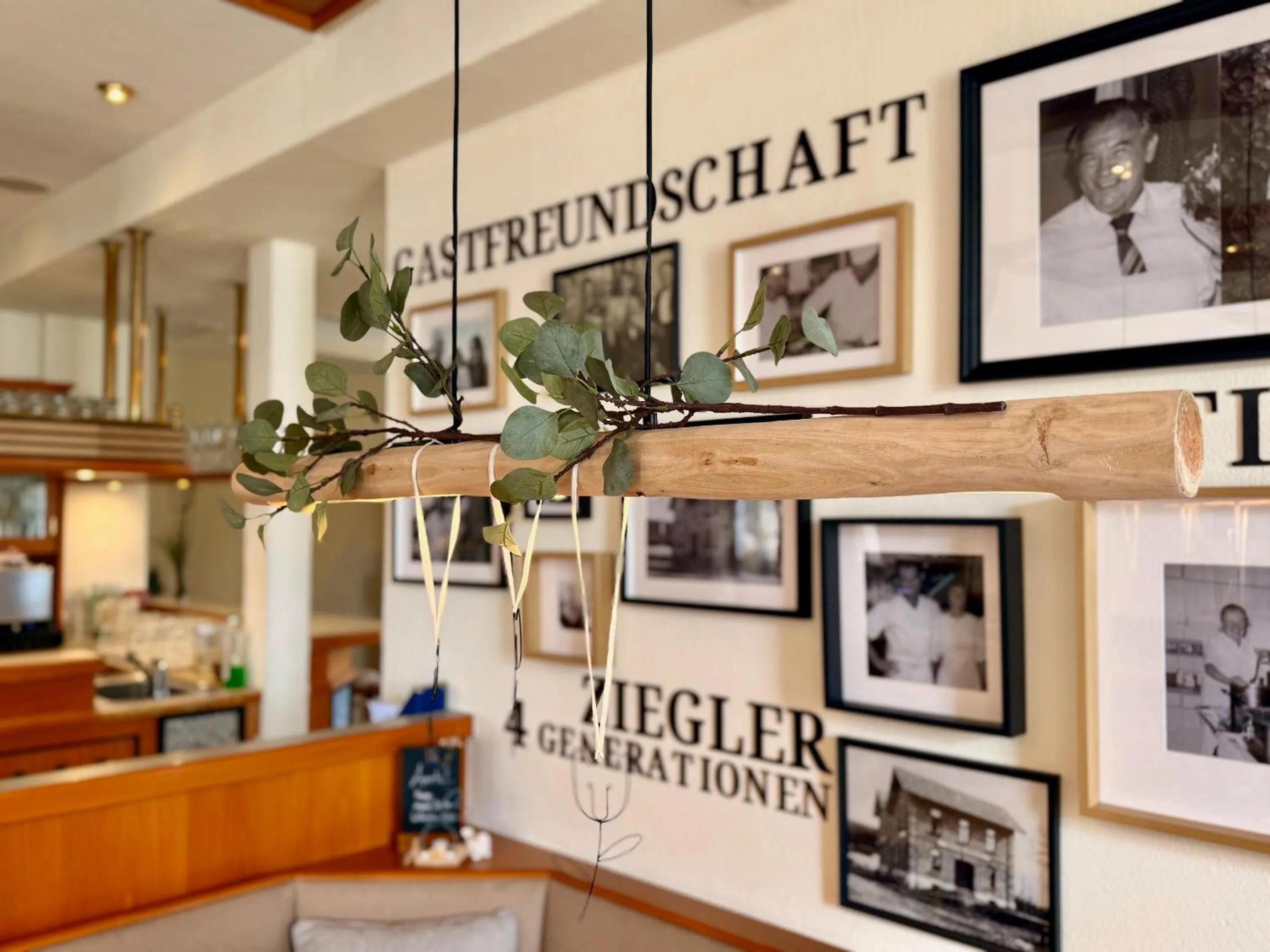 Restaurant/places to eat in Gasthof Ziegler Hotel & Restaurant