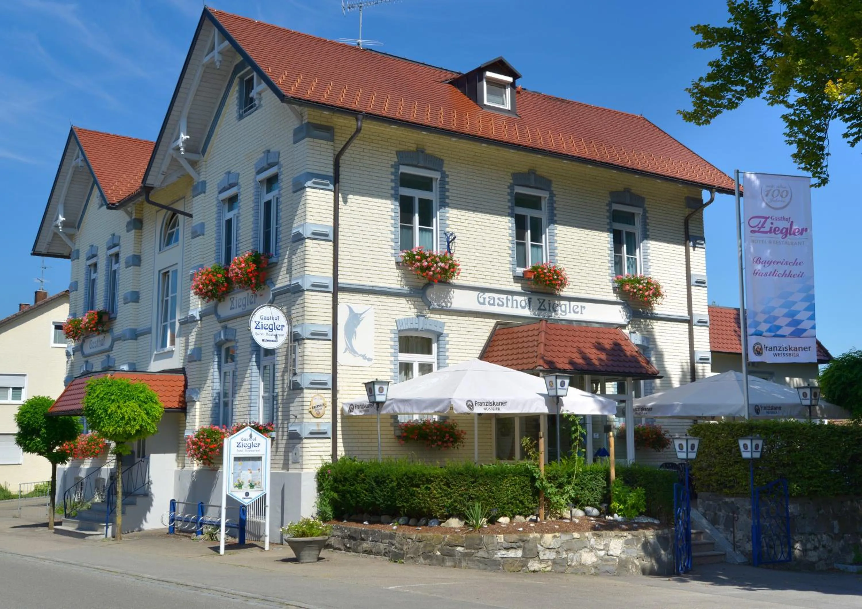 Property building in Gasthof Ziegler Hotel & Restaurant