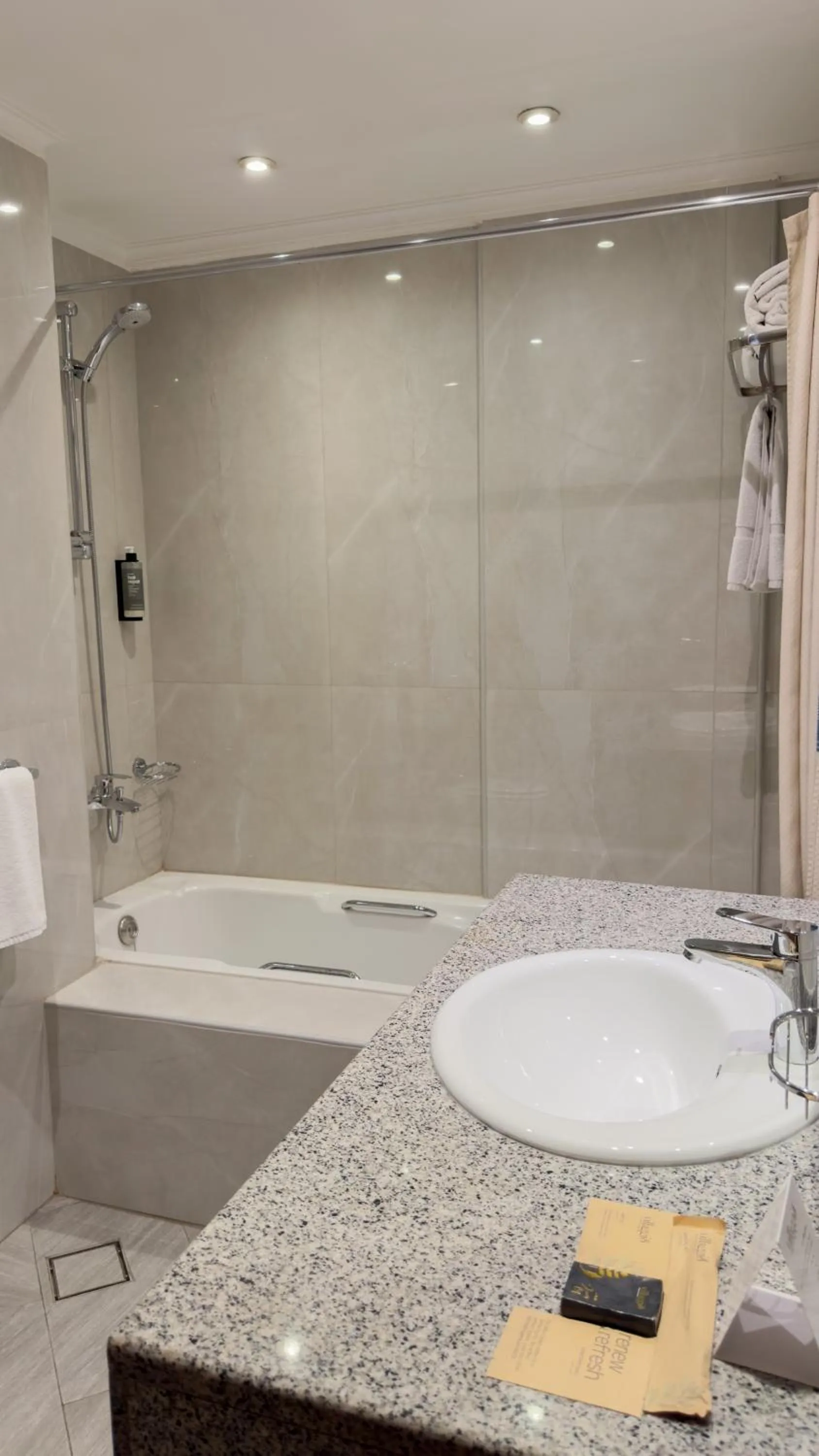 Bathroom in Villaggio Hotel Abu Dhabi