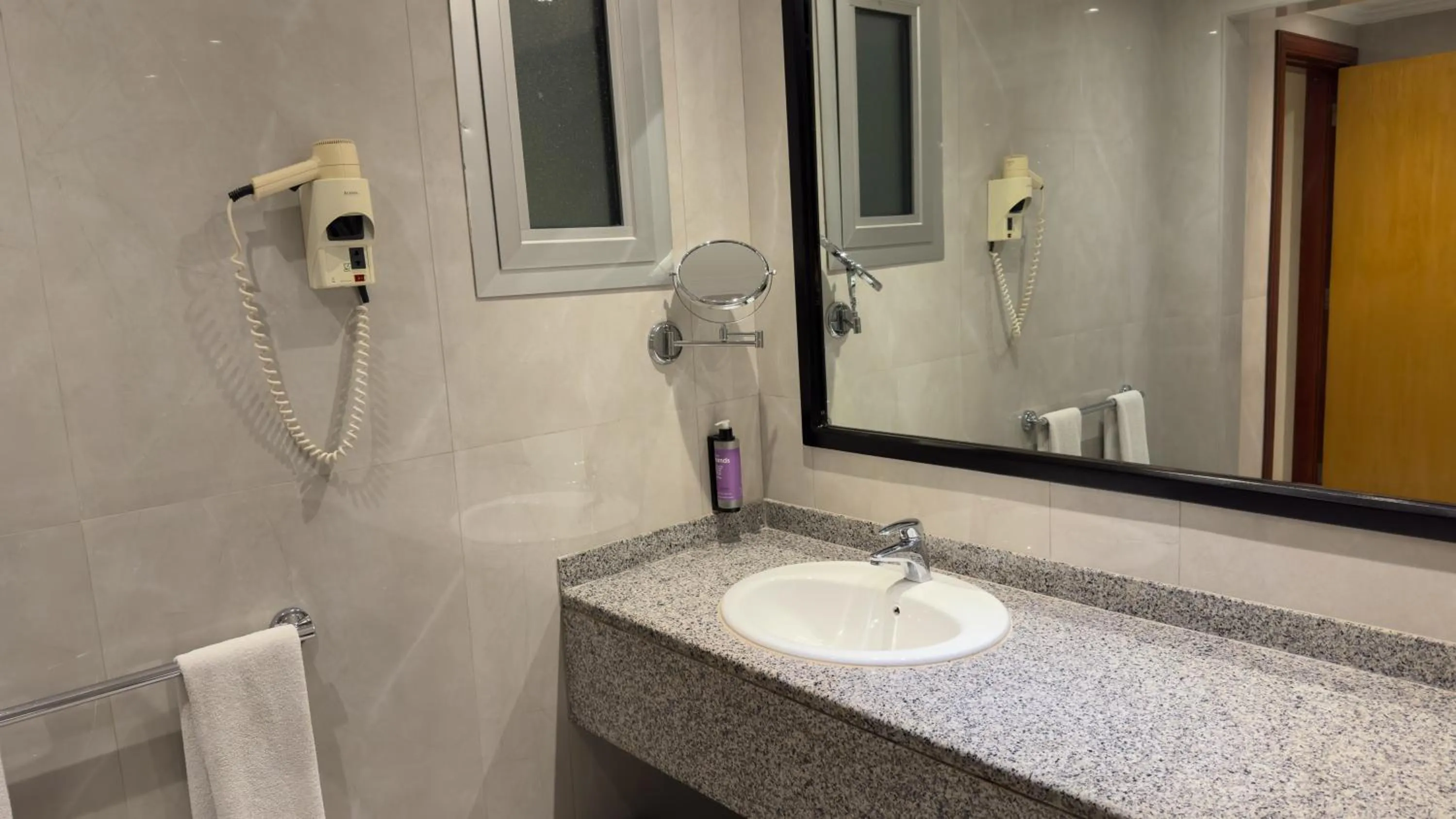 Bathroom in Villaggio Hotel Abu Dhabi
