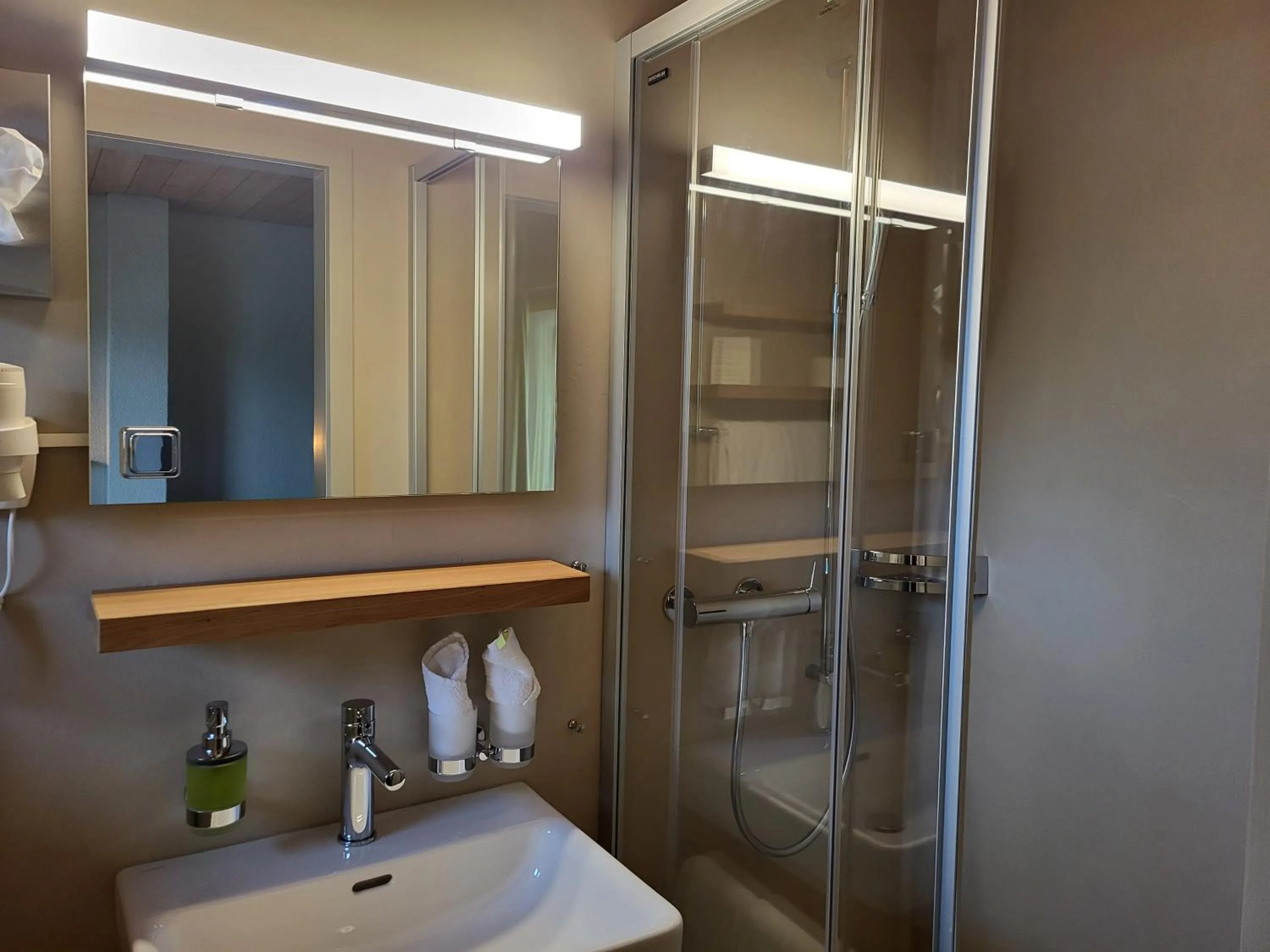 Shower in Blasers Hotel Restaurant Chocolat