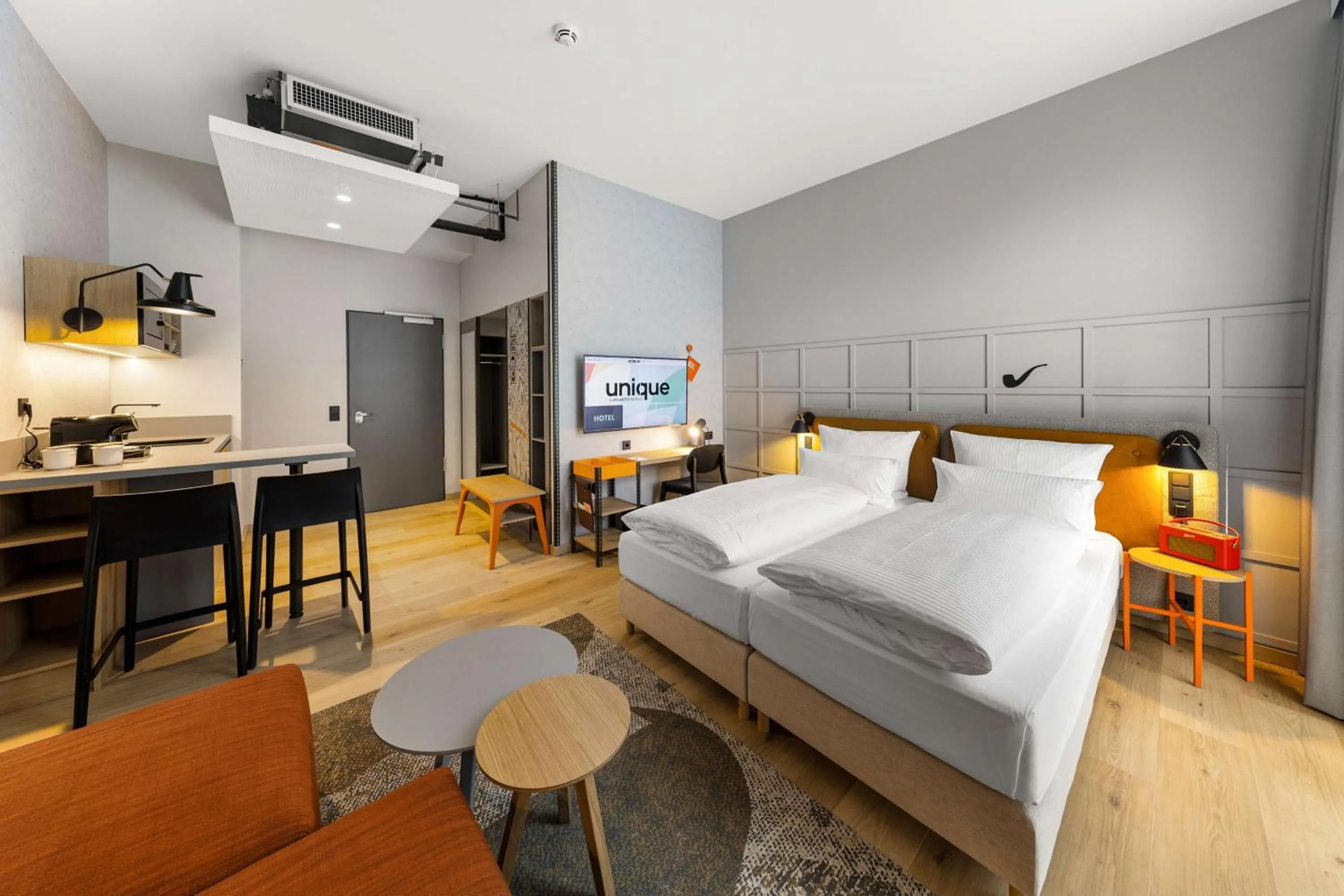 Bedroom, Bed in unique by ATLANTIC Hotels Bremen