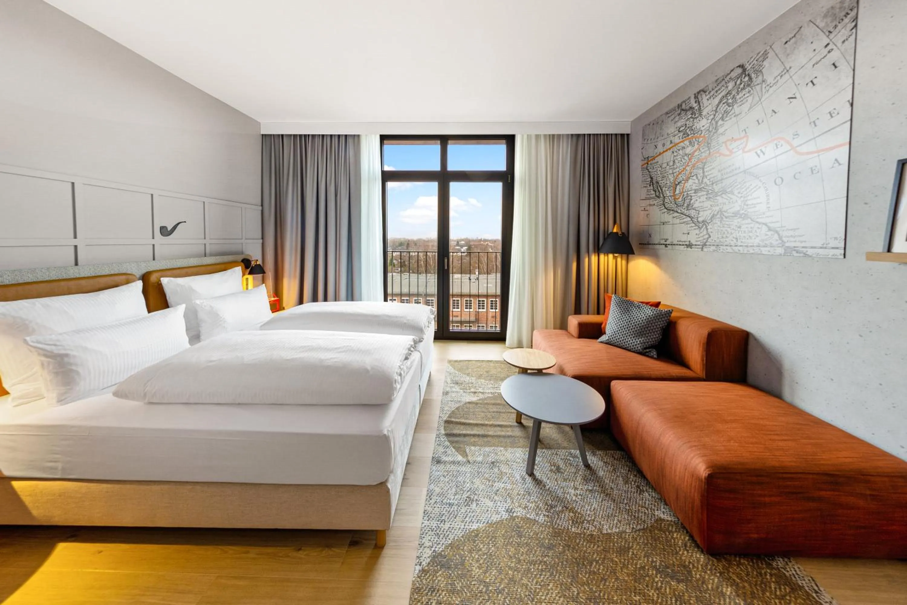 View (from property/room), Bed in unique by ATLANTIC Hotels Bremen